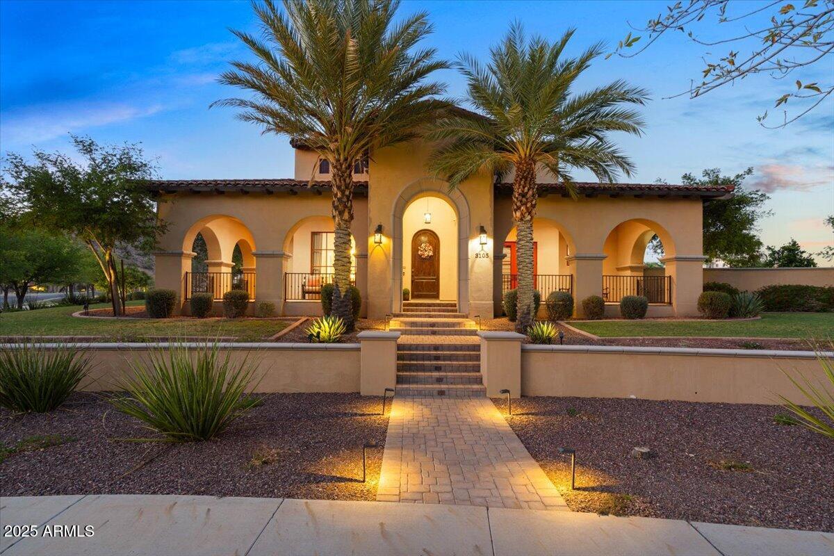 3105 N HERITAGE Street