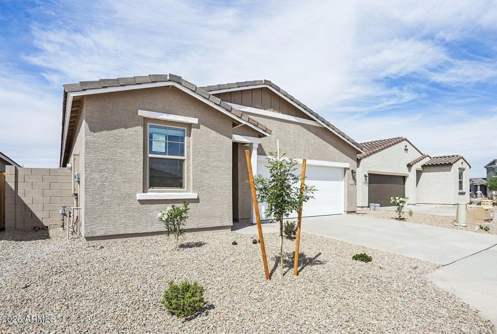 Photo of 47624 W Kenner Drive, Maricopa, AZ 85139 (MLS # 6994795)