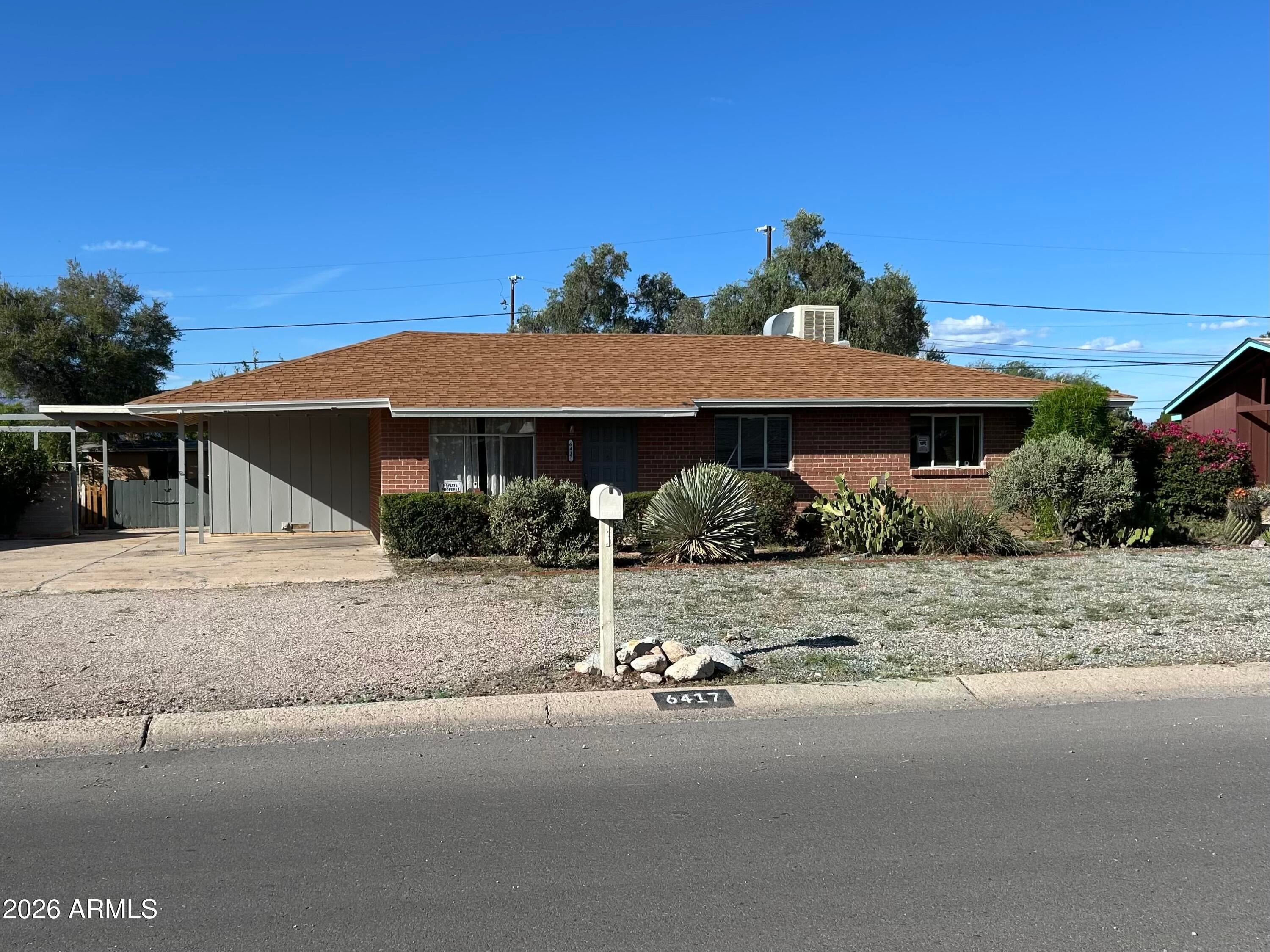 6417 E Calle Castor --
