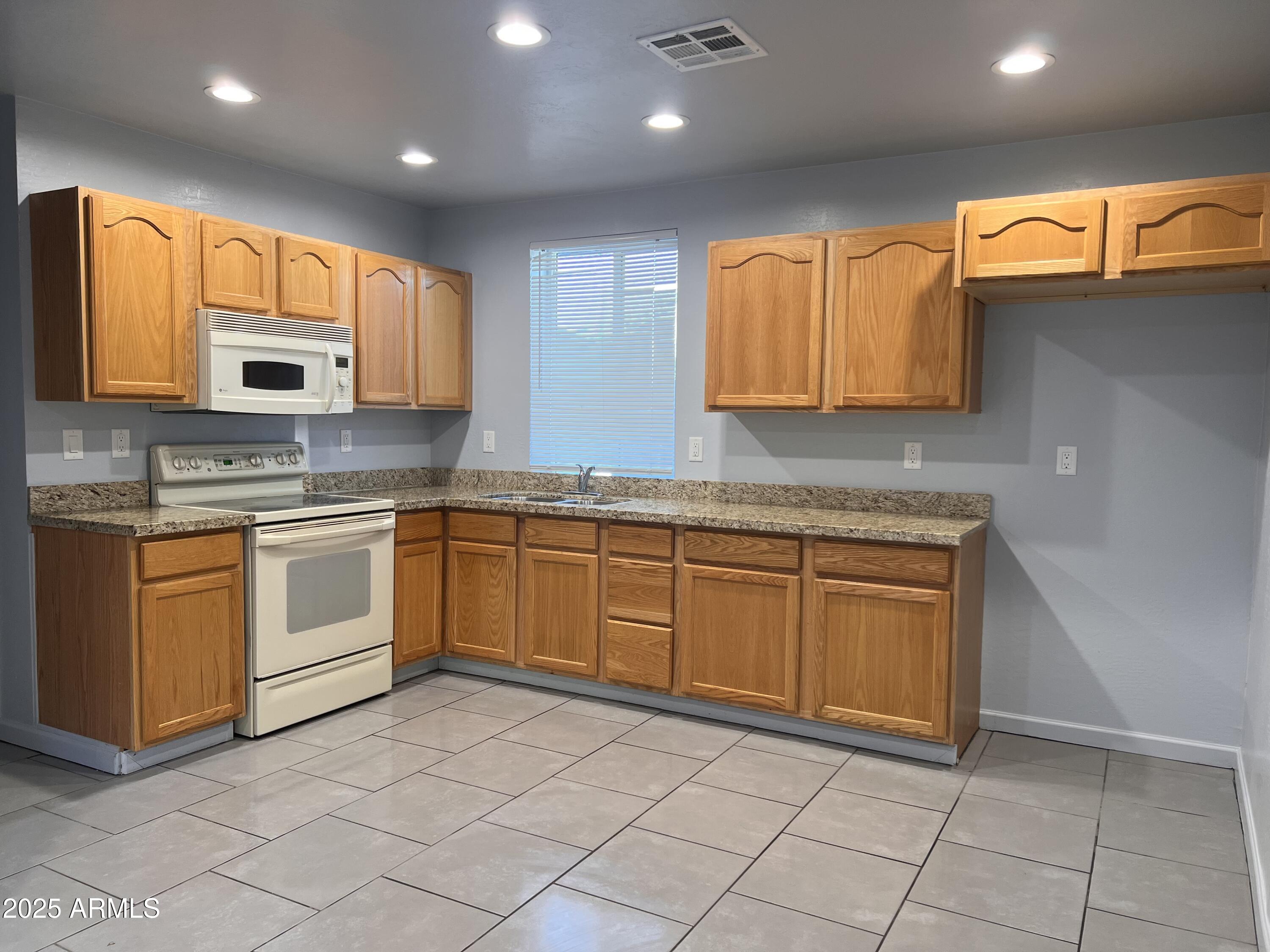 215 N PIMA Road