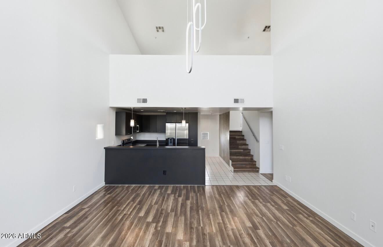1111 W UNIVERSITY Drive 3012