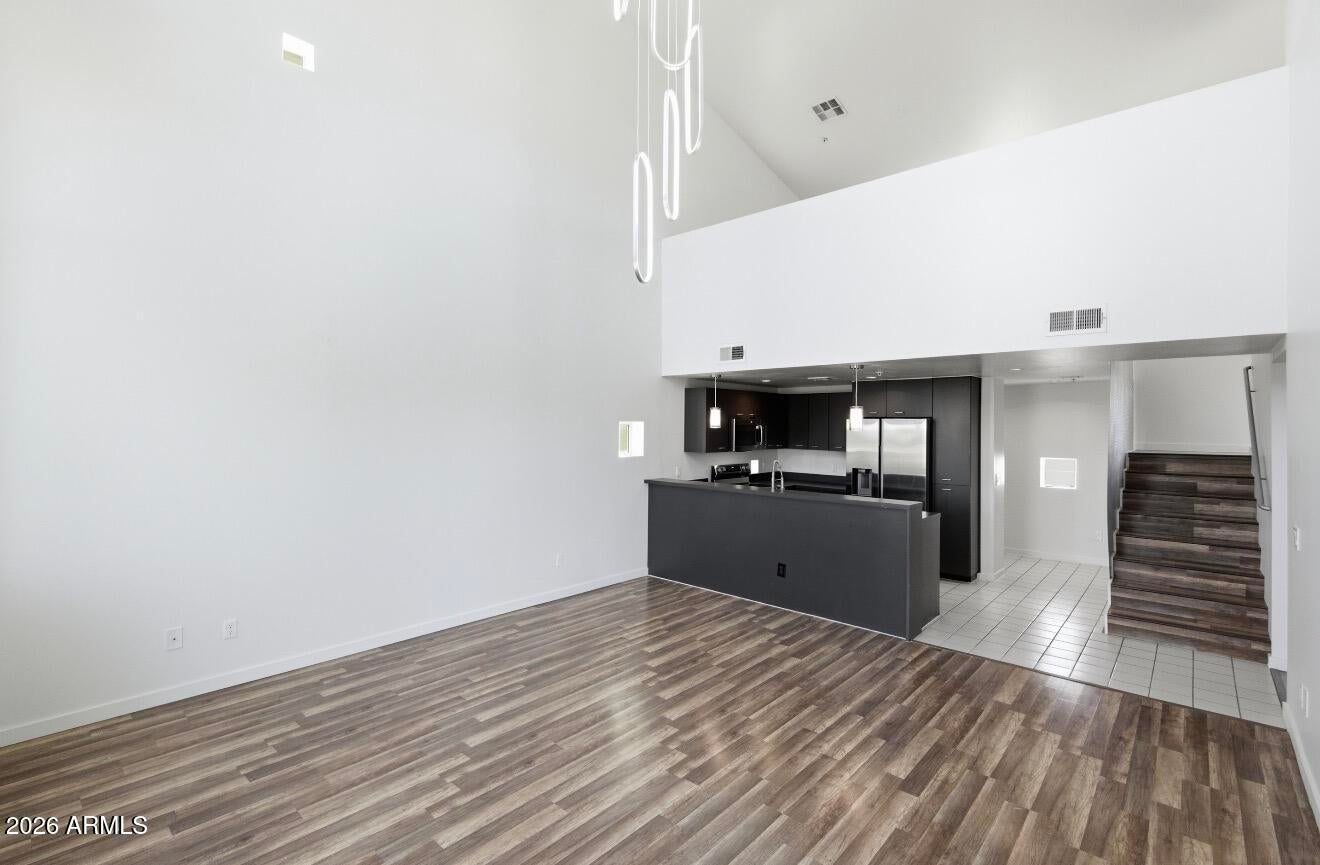 1111 W UNIVERSITY Drive 3012