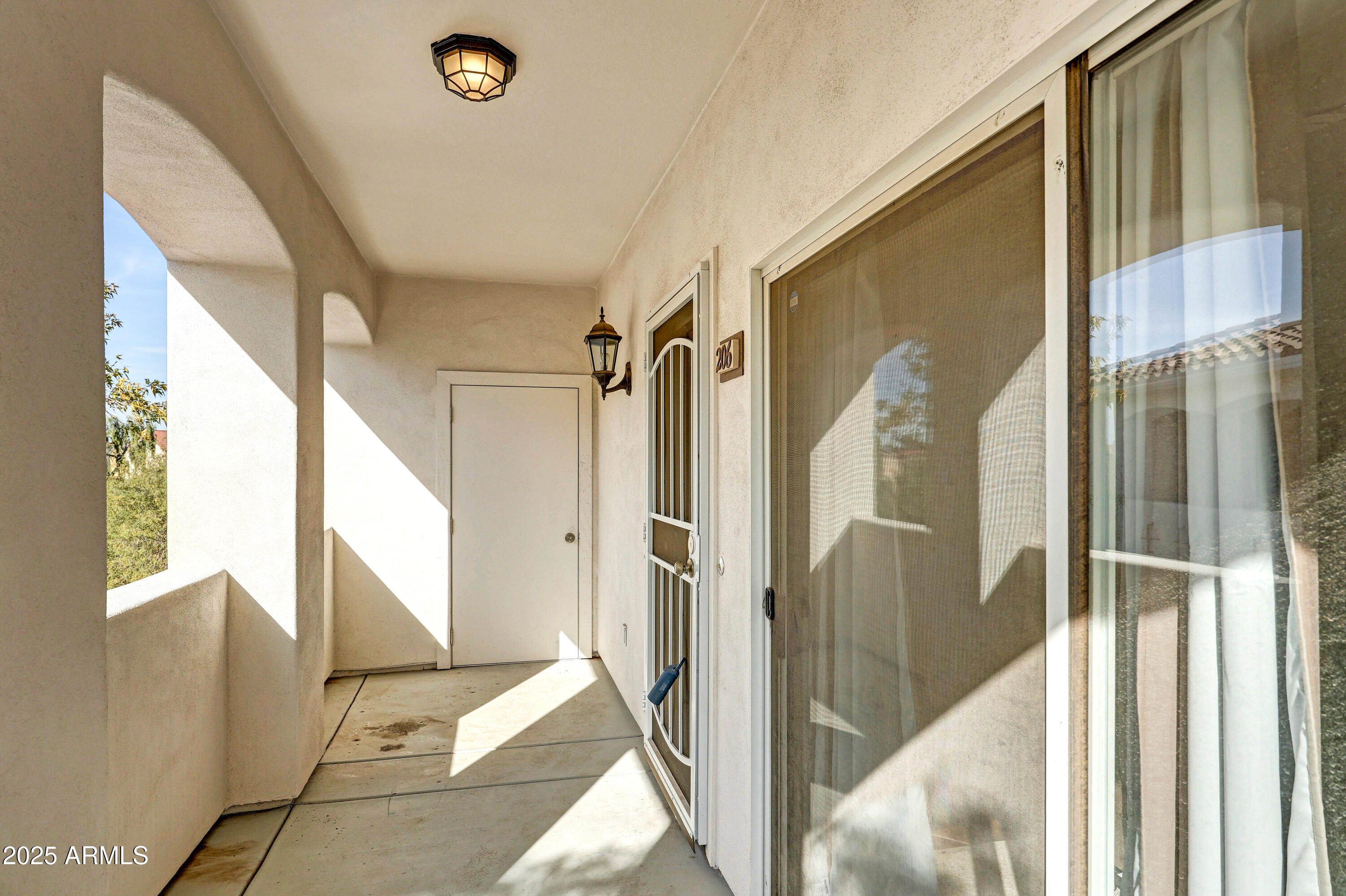 2950 W LOUISE Drive 206