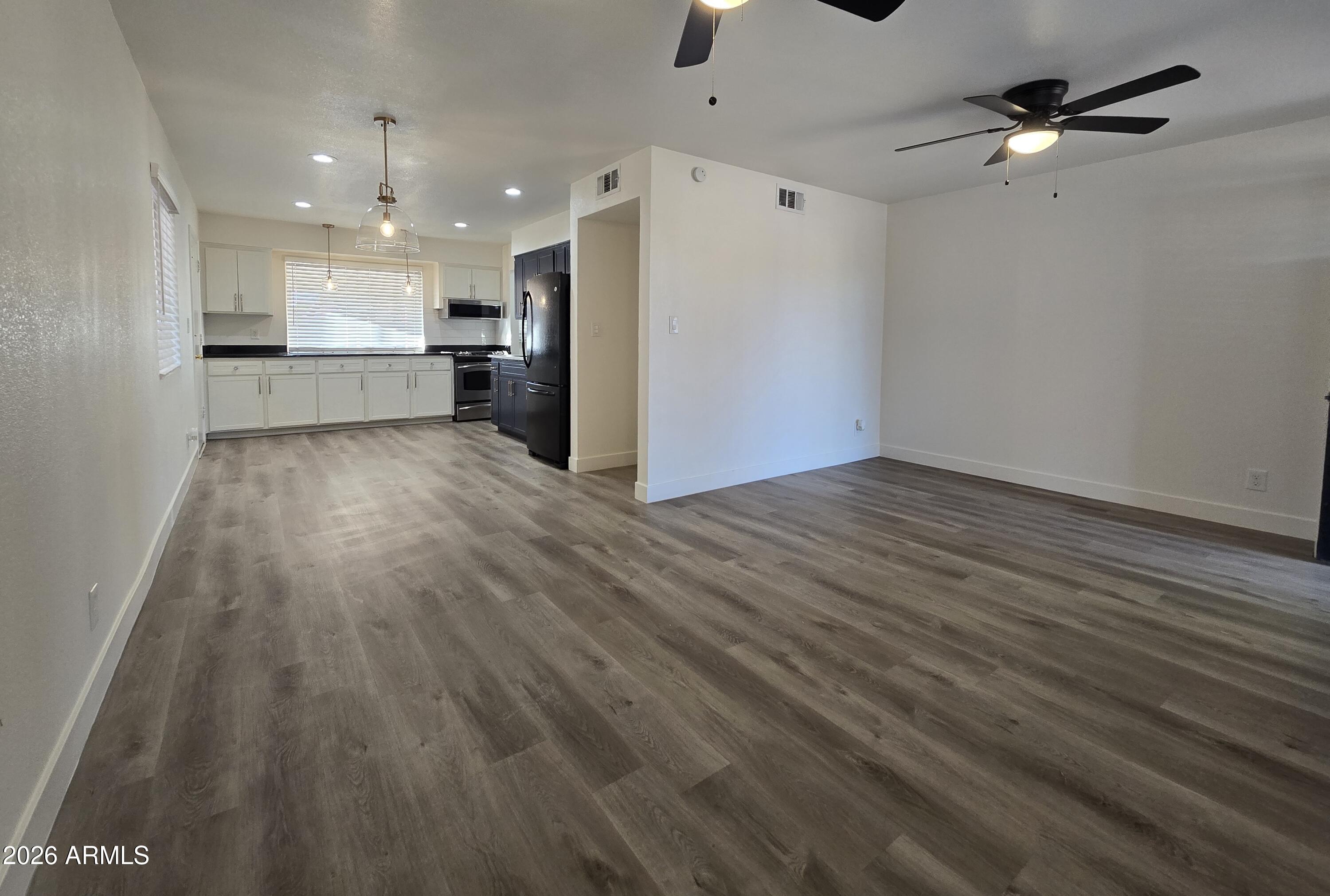264 E 9TH Drive