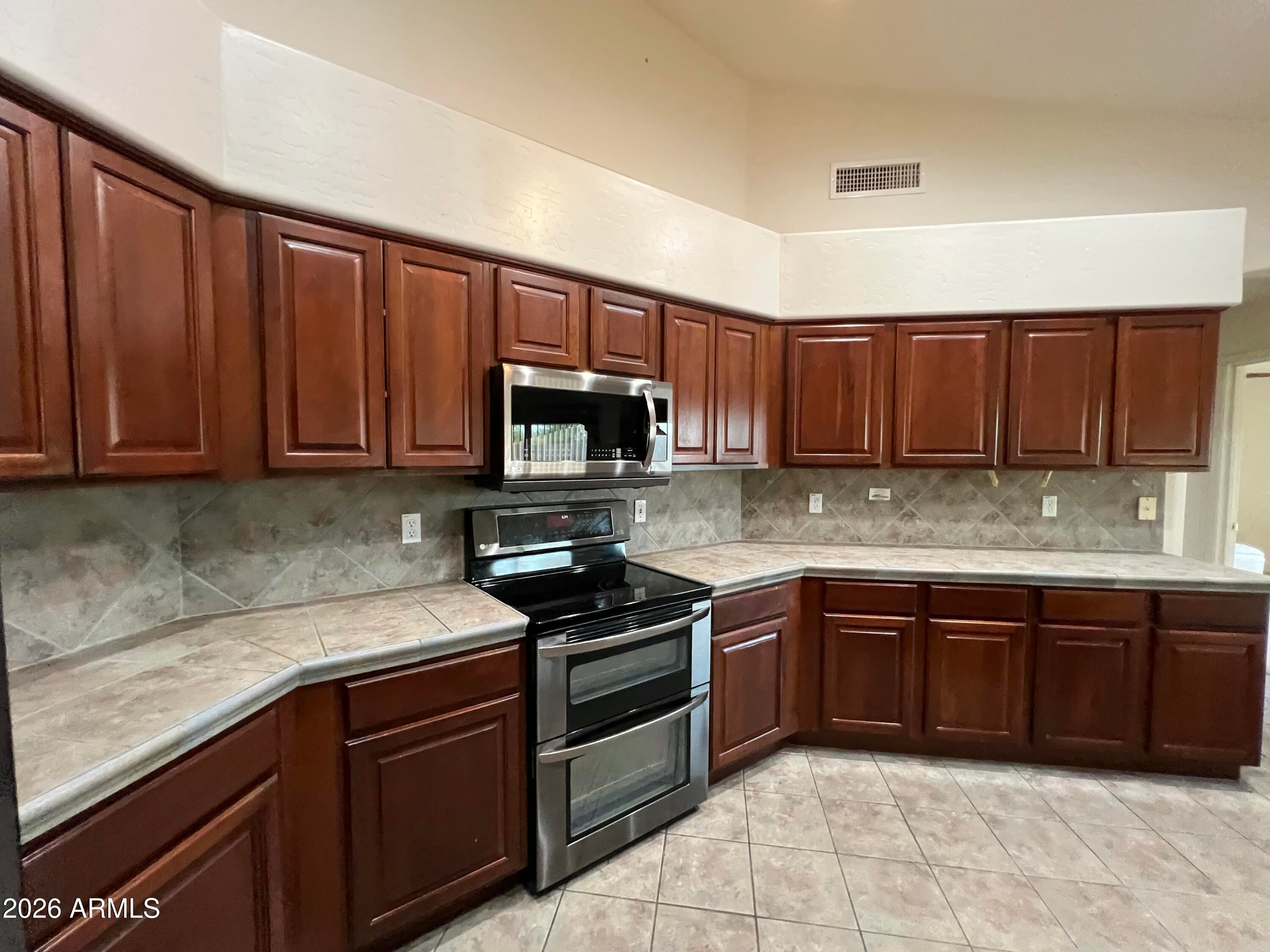 17568 W COPPER RIDGE Drive