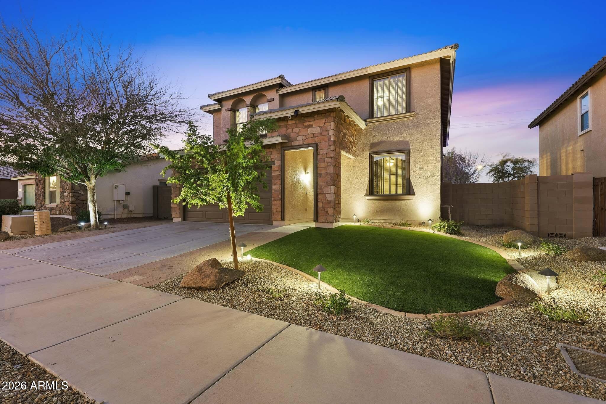 15764 W SHAW BUTTE Drive