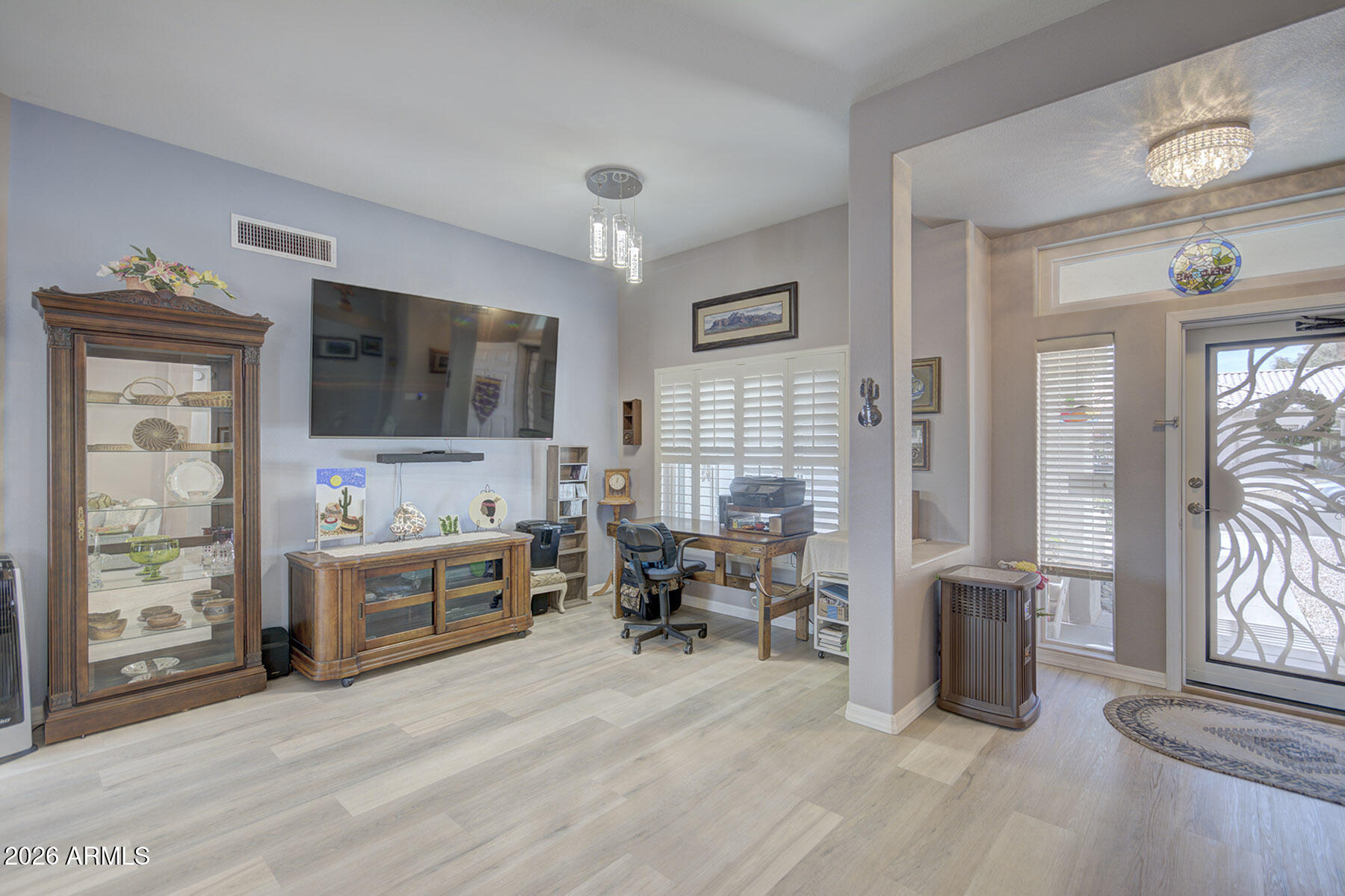 22811 N WAGON WHEEL Drive