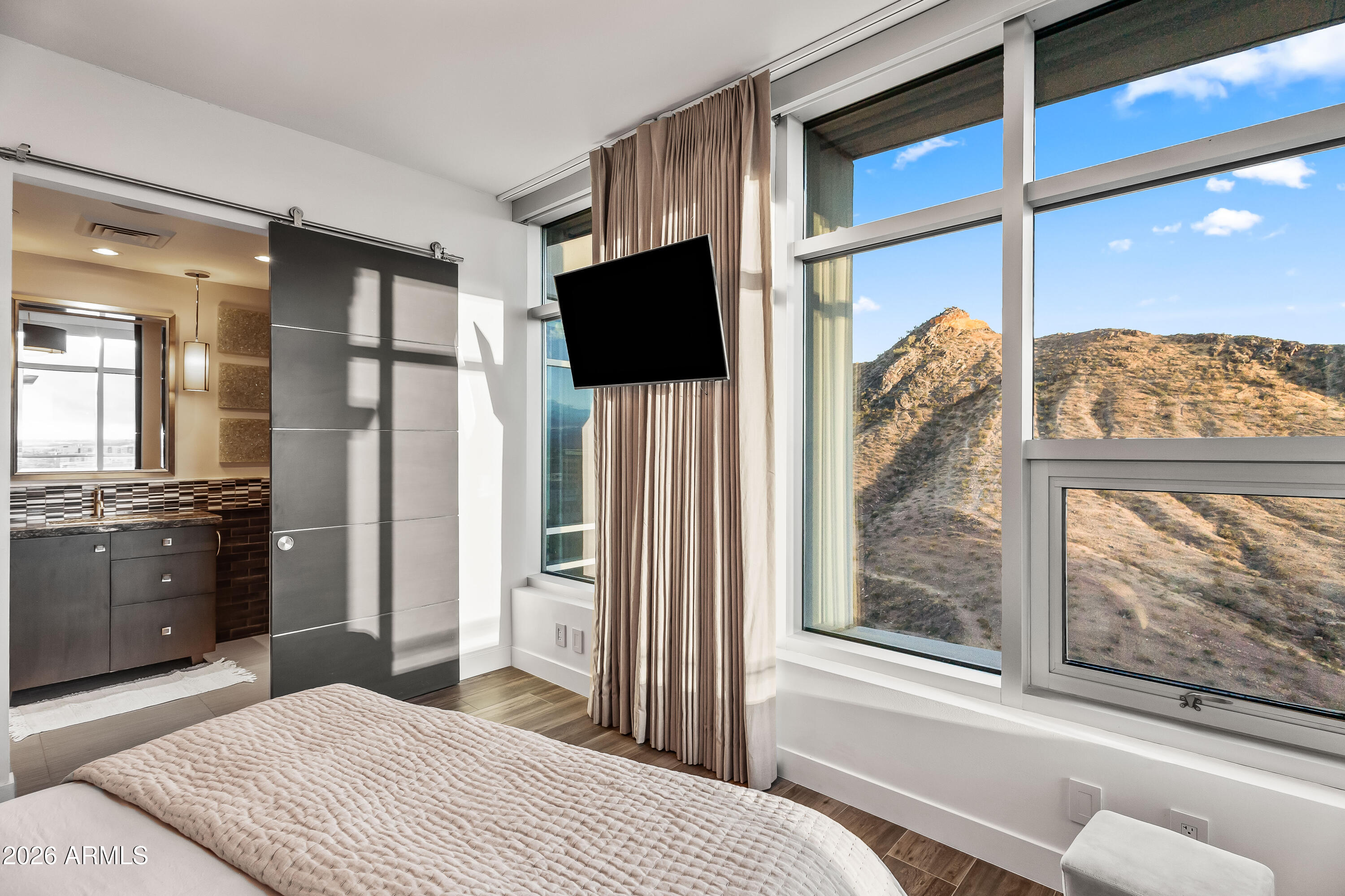 BRIDGEVIEW AT HAYDEN FERRY LAKESIDE CONDOMINIUM AM - Residential