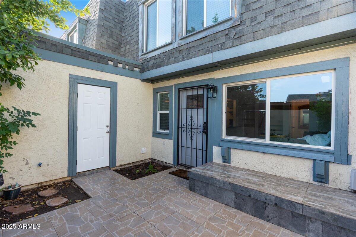 3212 W Royal Palm Road