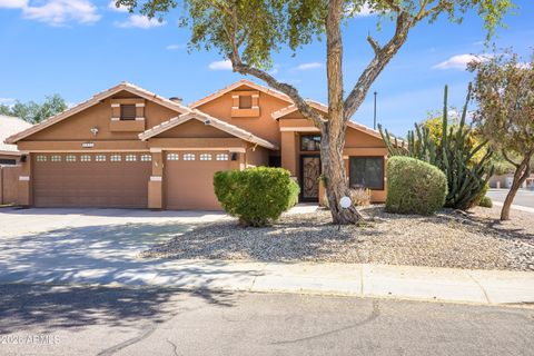 Property photo of 1371 S Saguaro Street, Gilbert, AZ 85233