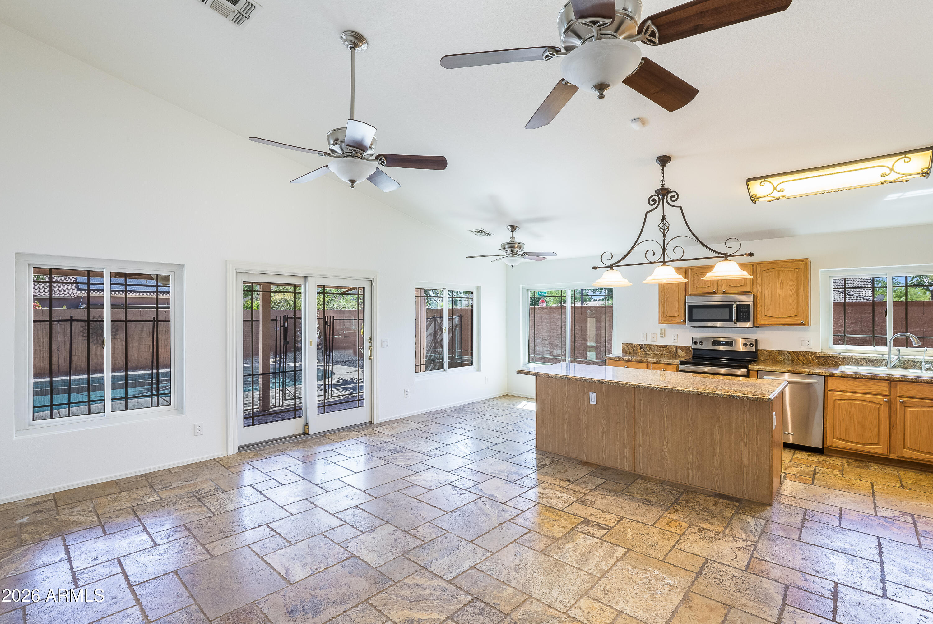 1371 S Saguaro Street