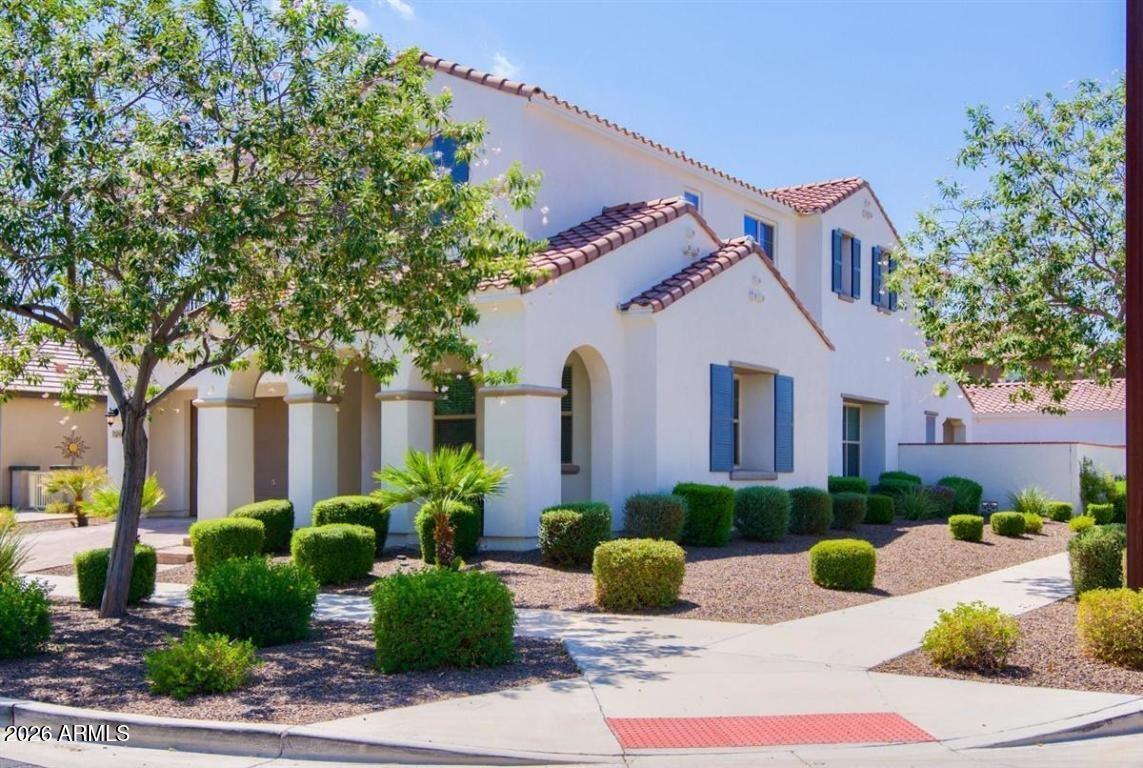 5104 S Salk Lane