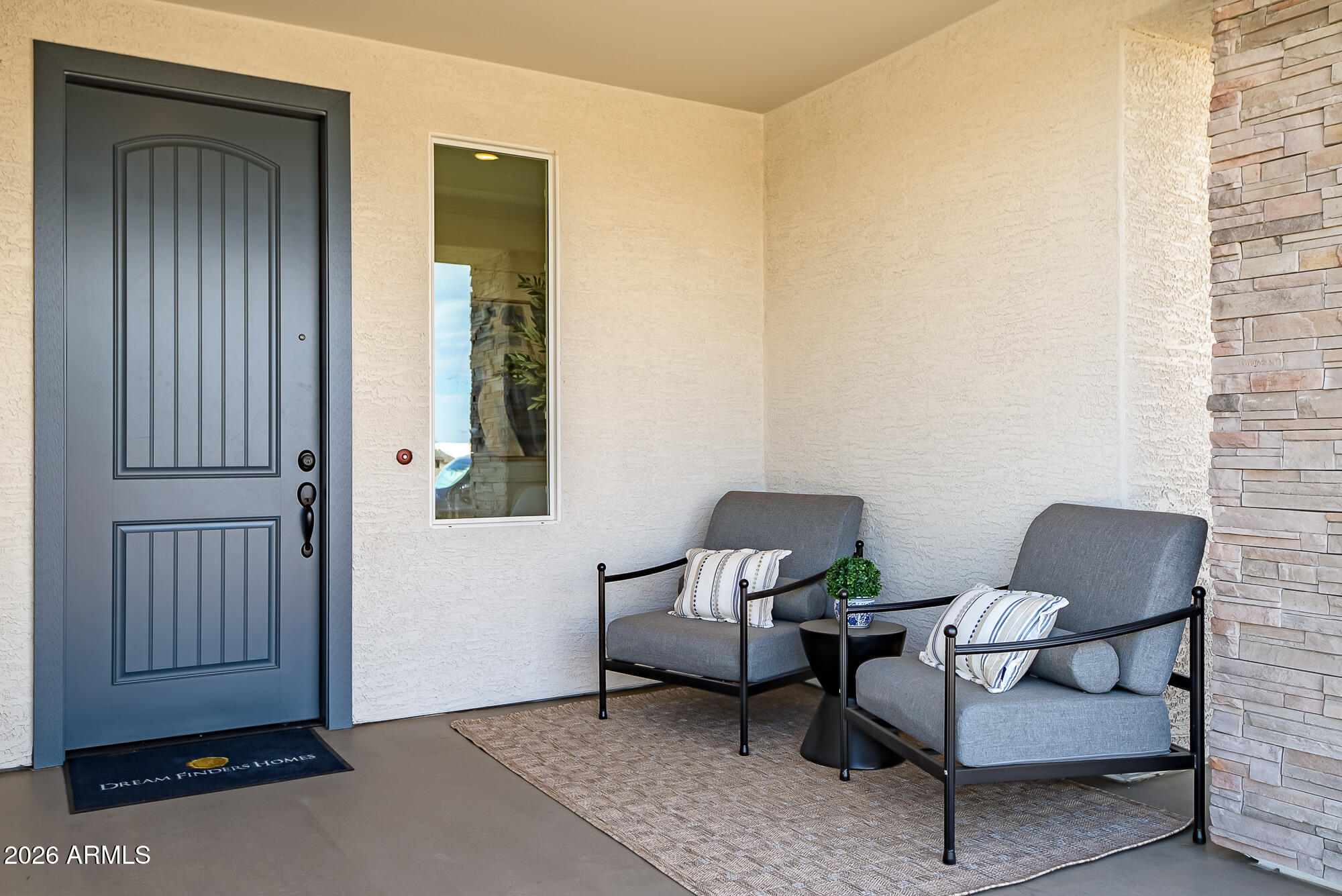 17535 W SOUTHGATE Avenue