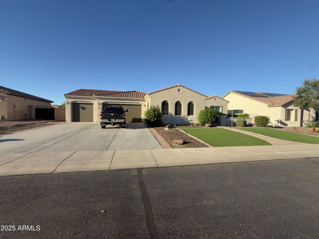 Photo of 18614 W Marshall Avenue, Litchfield Park, AZ 85340 (MLS # 6927987)
