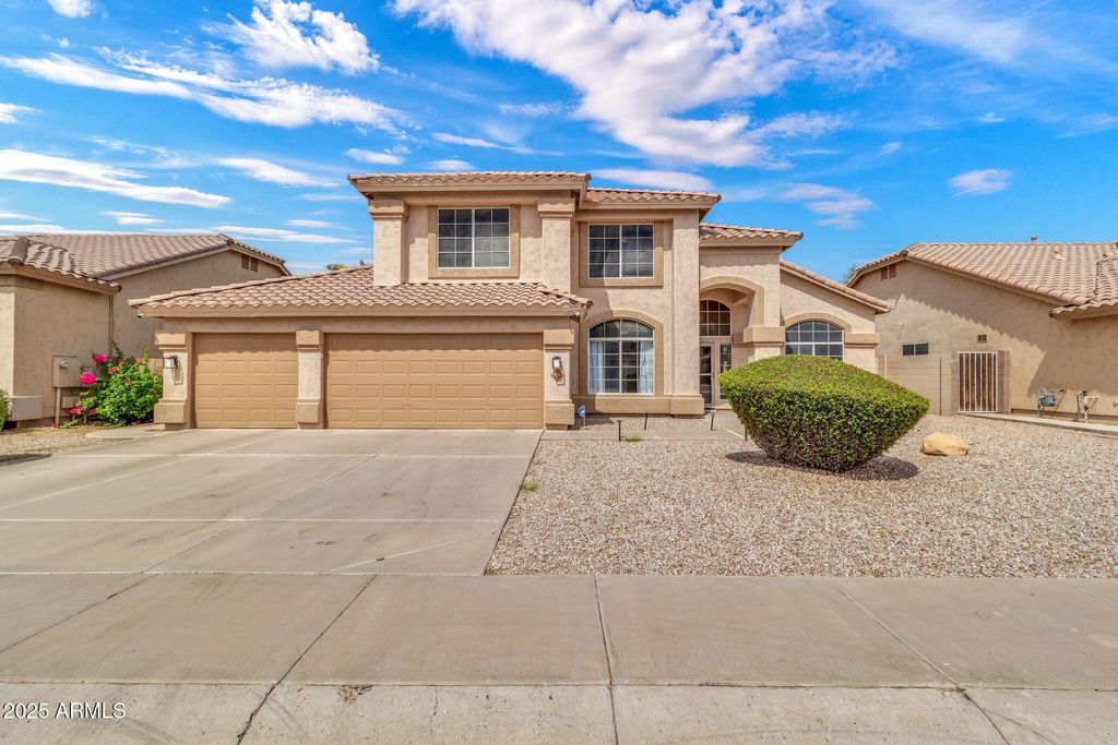 Photo of 634 W Juanita Avenue, Gilbert, AZ 85233 (MLS # 6923144)