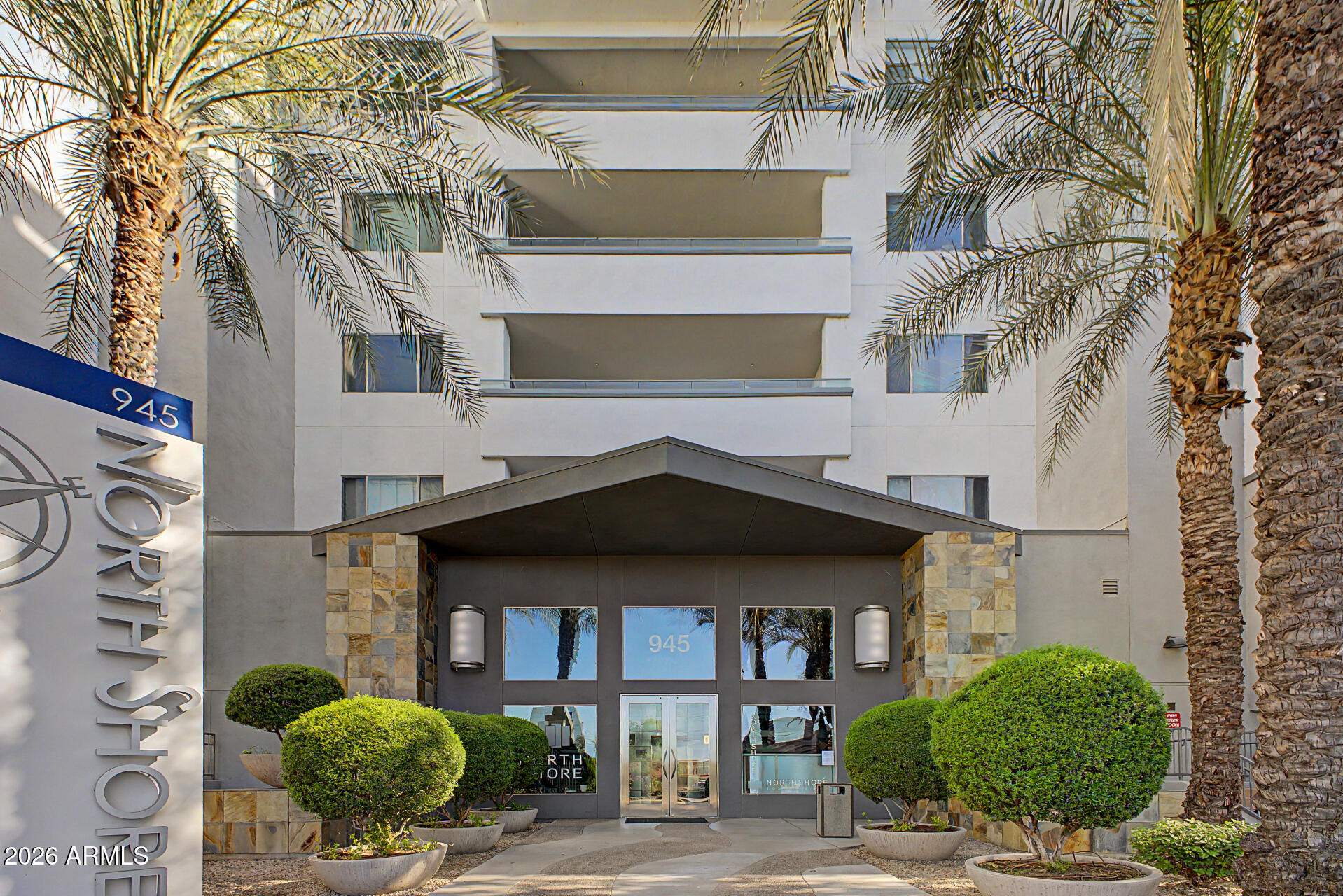 945 E PLAYA DEL NORTE Drive 2007