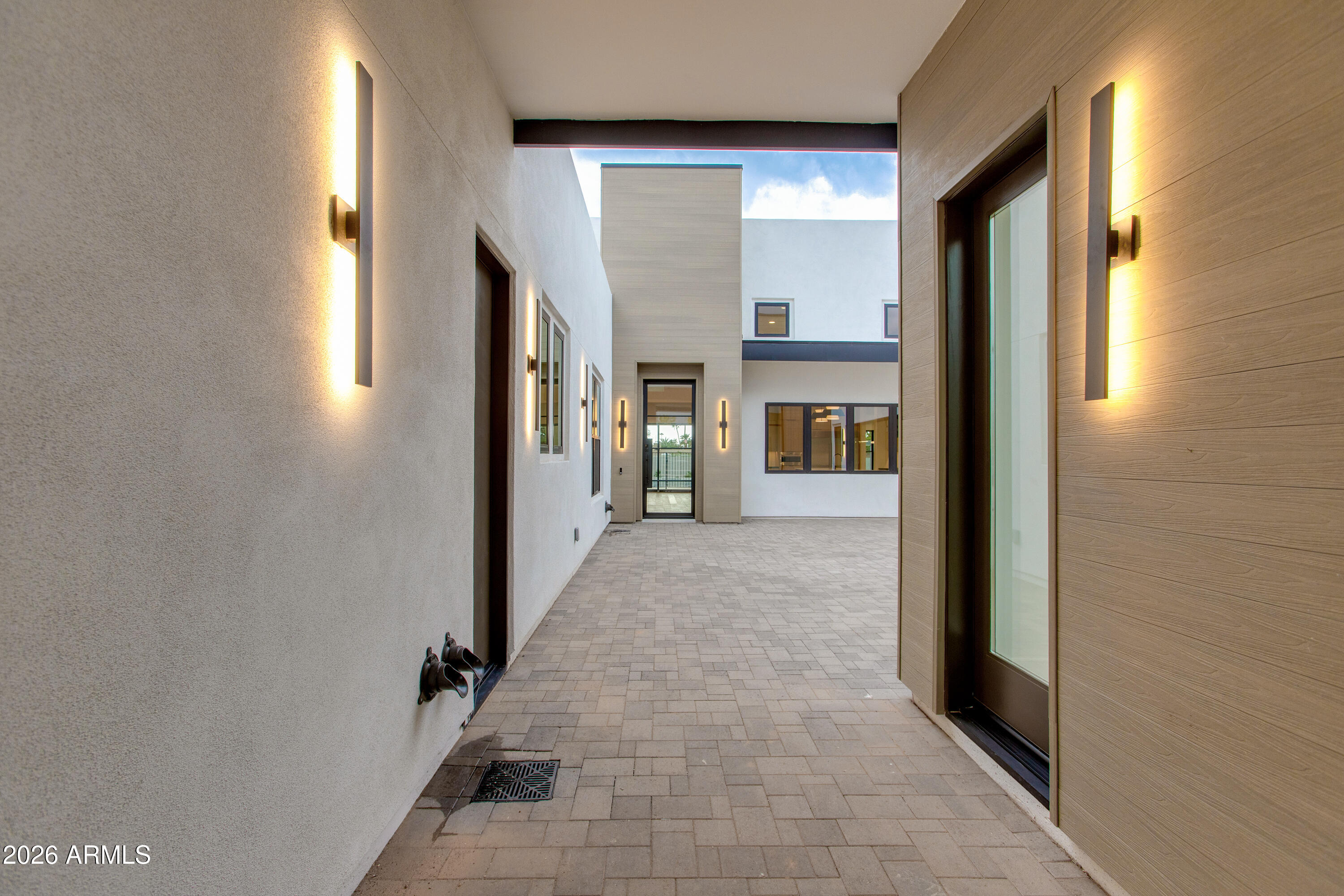 7001 E Corrine Drive