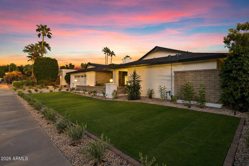 Photo of 6125 E Sandra Terrace, Scottsdale, AZ 85254 (MLS # 7093023)