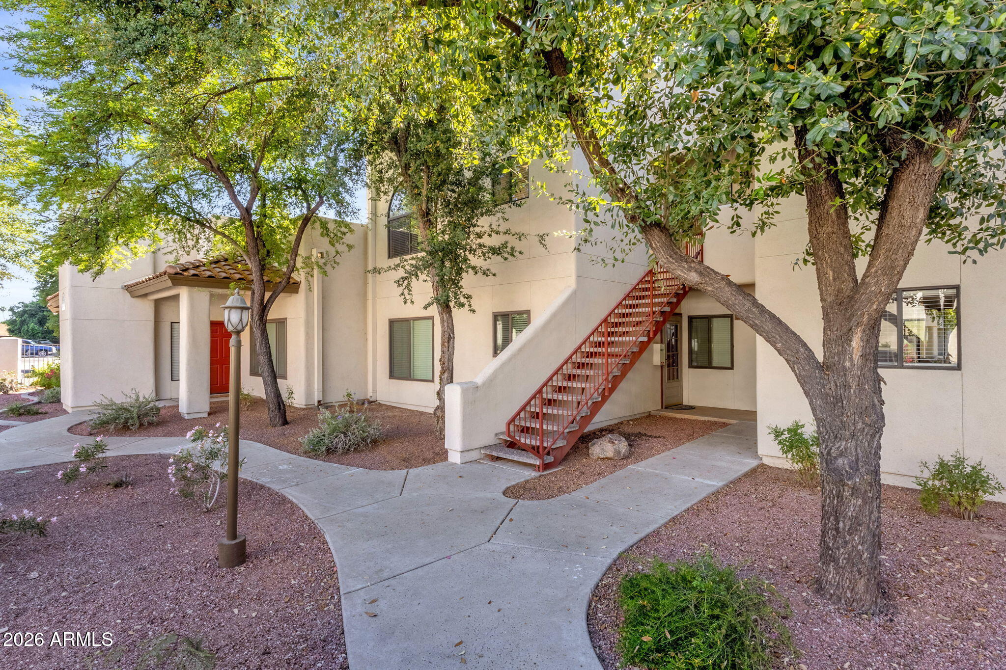 750 E NORTHERN Avenue 2022