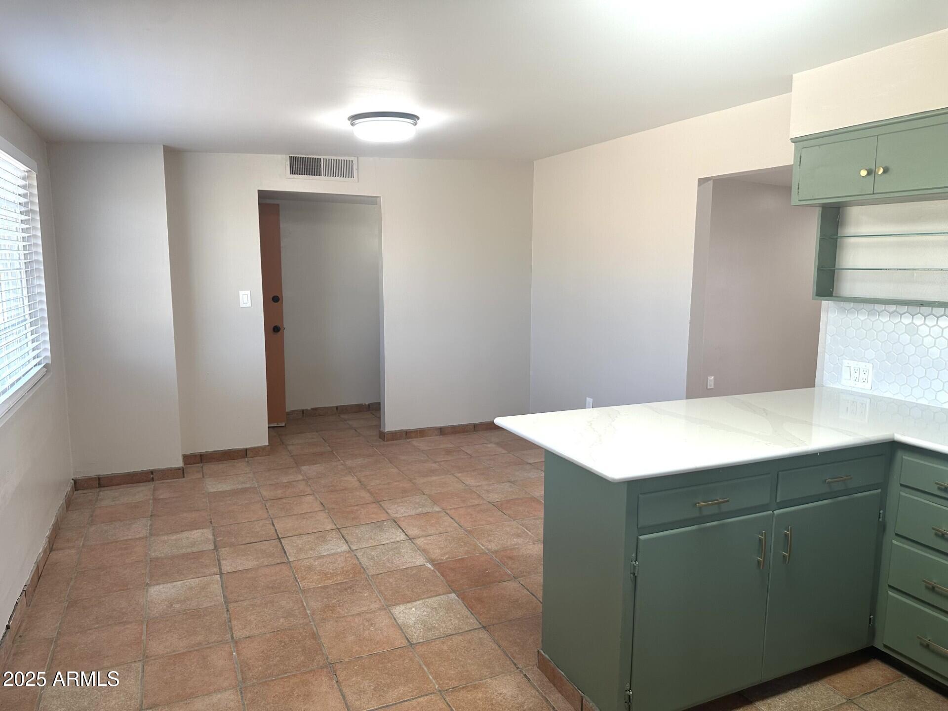 Homes 3 1705 E 6TH Street
