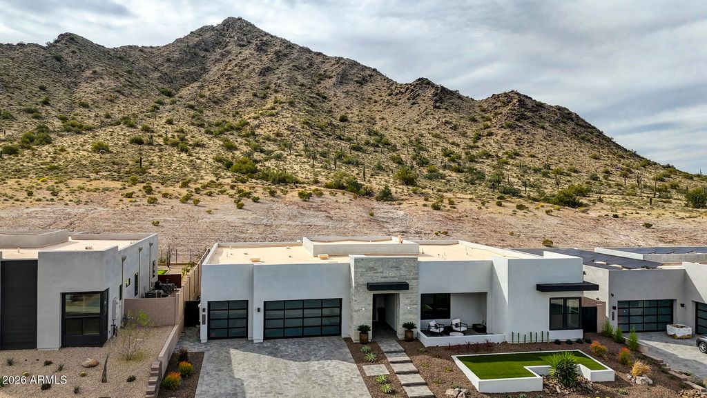 Photo of 33838 N Borgata Trail, San Tan Valley, AZ 85144 (MLS # 7012384)