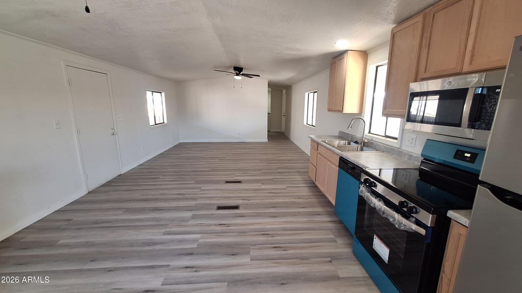 Photo of 8301 N 103rd Avenue #202, Peoria, AZ 85345 (MLS # 6998383)