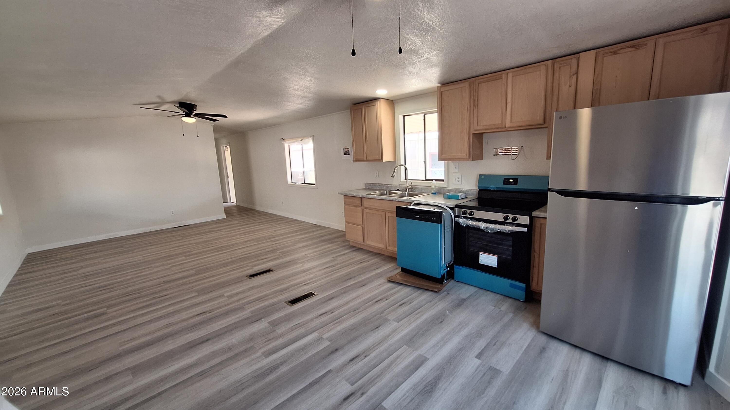 8301 N 103rd Avenue 202