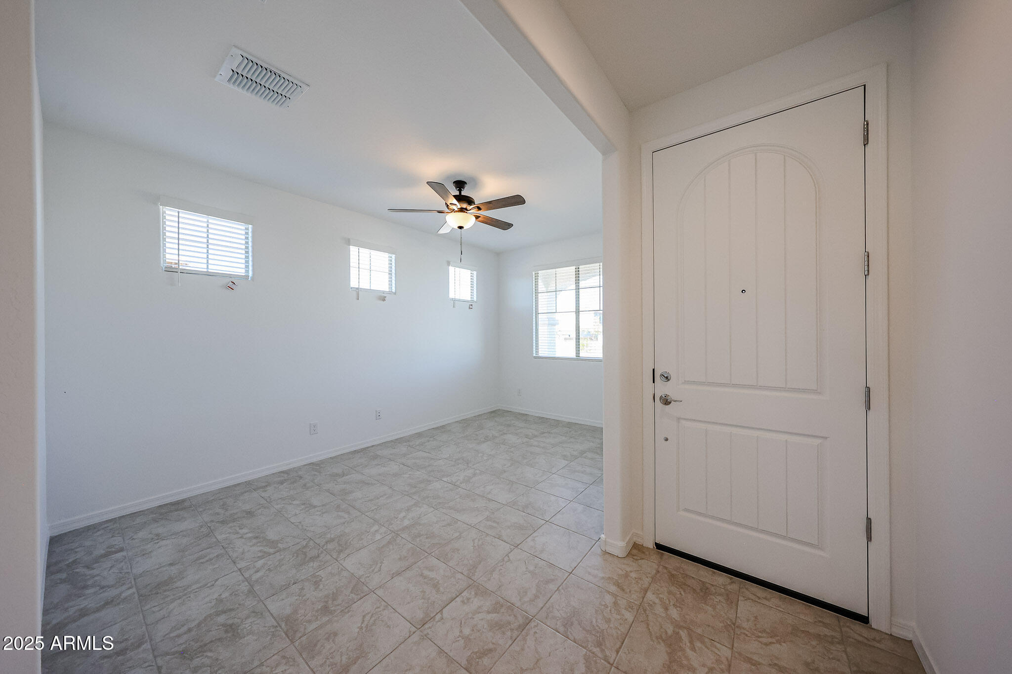 8721 W WINDSOR Boulevard