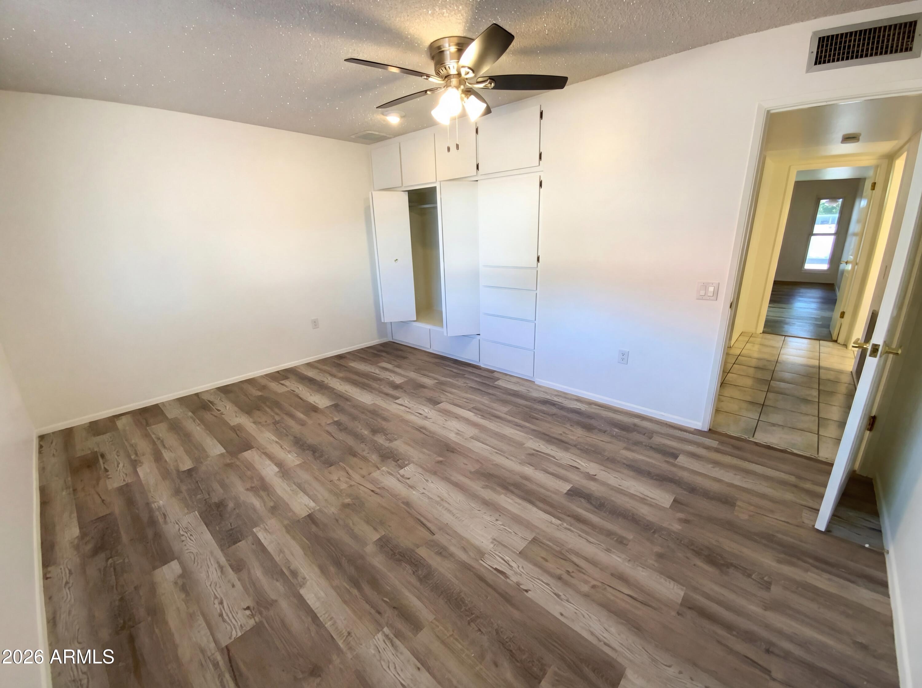 13613 N BUCCANEER Way