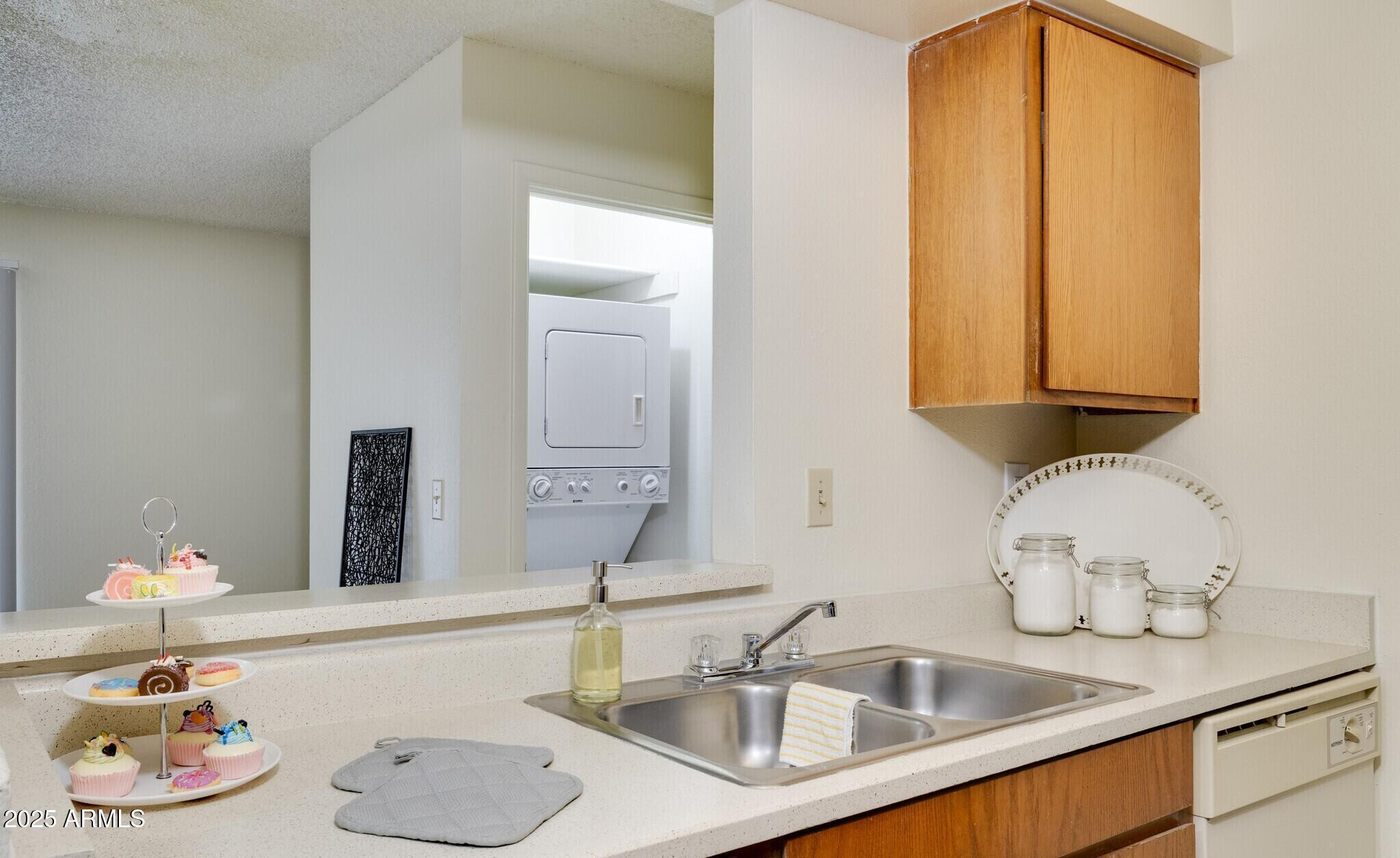 4101 W Union Hills Drive 2