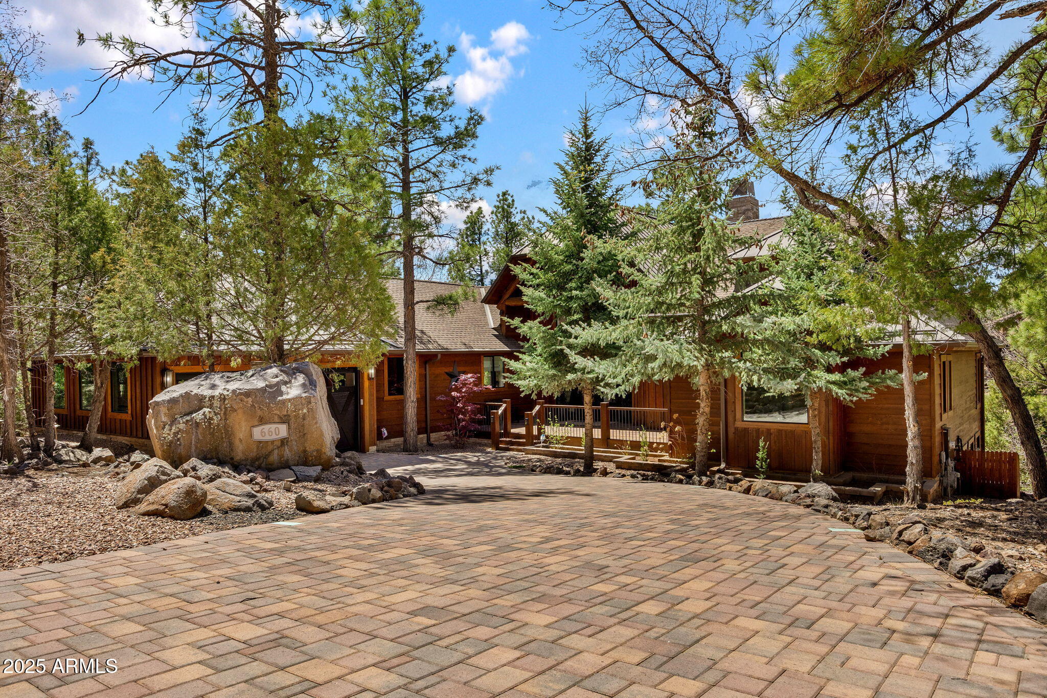 660 PINE CREEK Drive