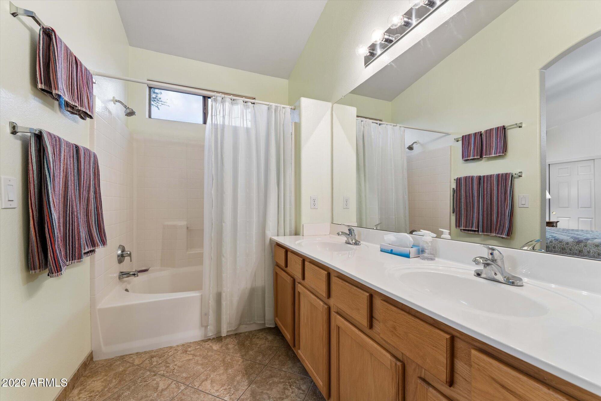 VISTA POINT - Residential