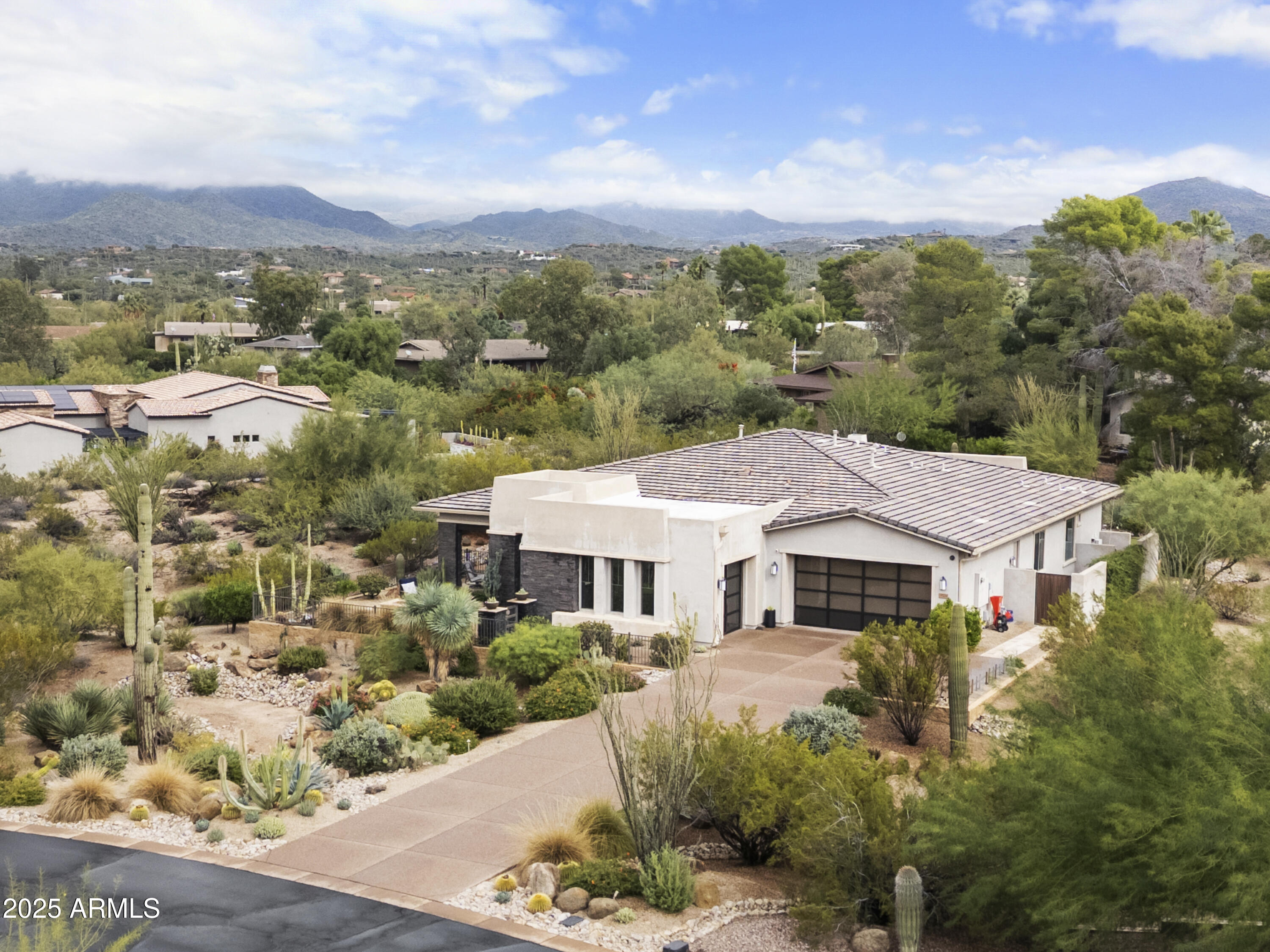 37229 N WINDING WASH Trail