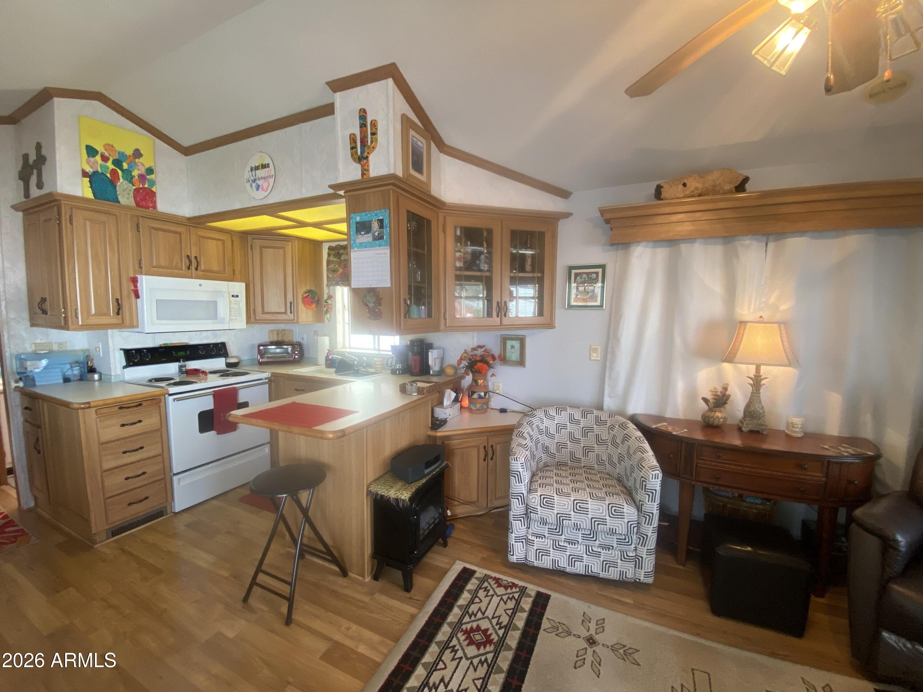 2400 W Erie Avenue 400