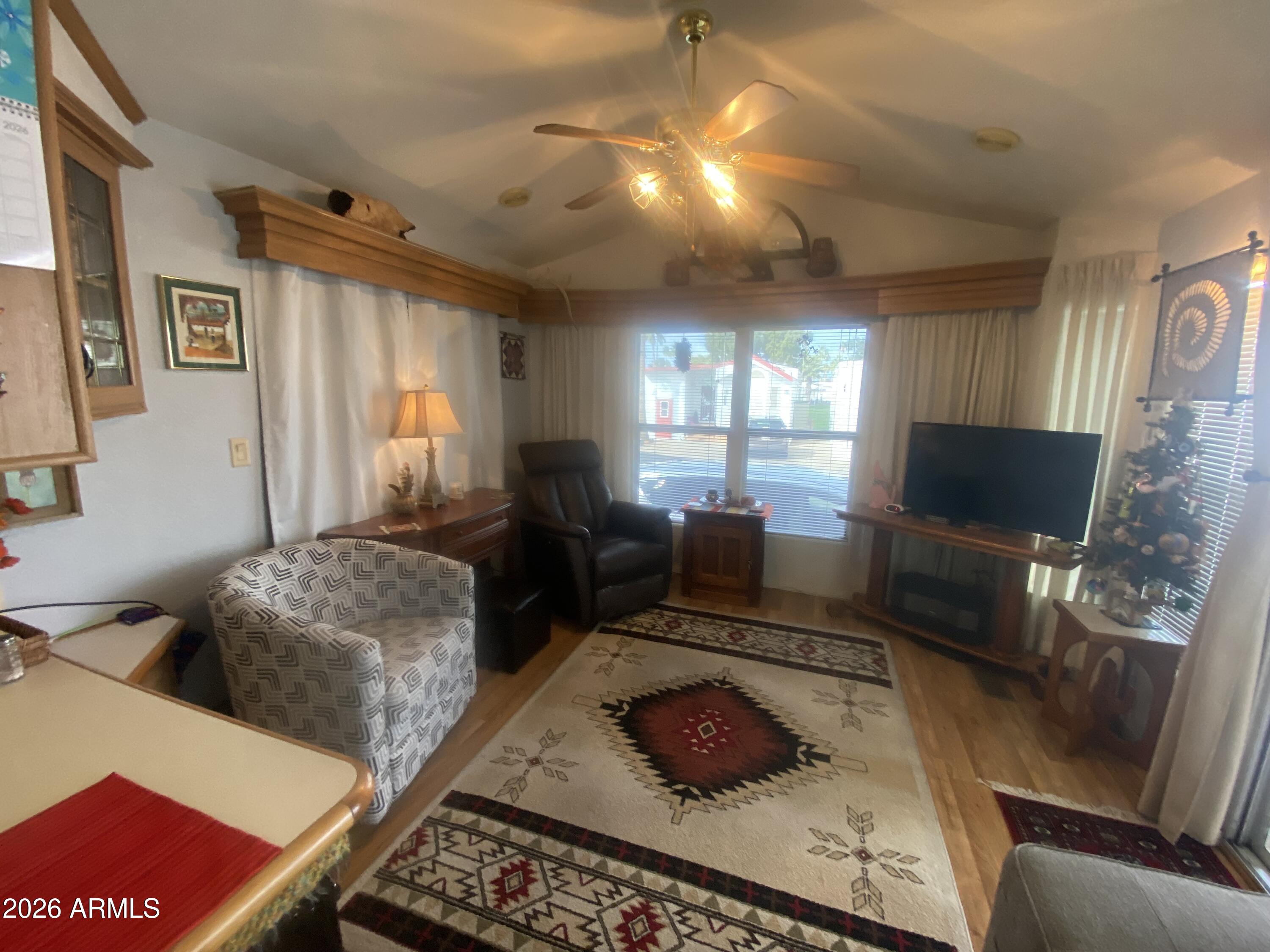 2400 W Erie Avenue 400