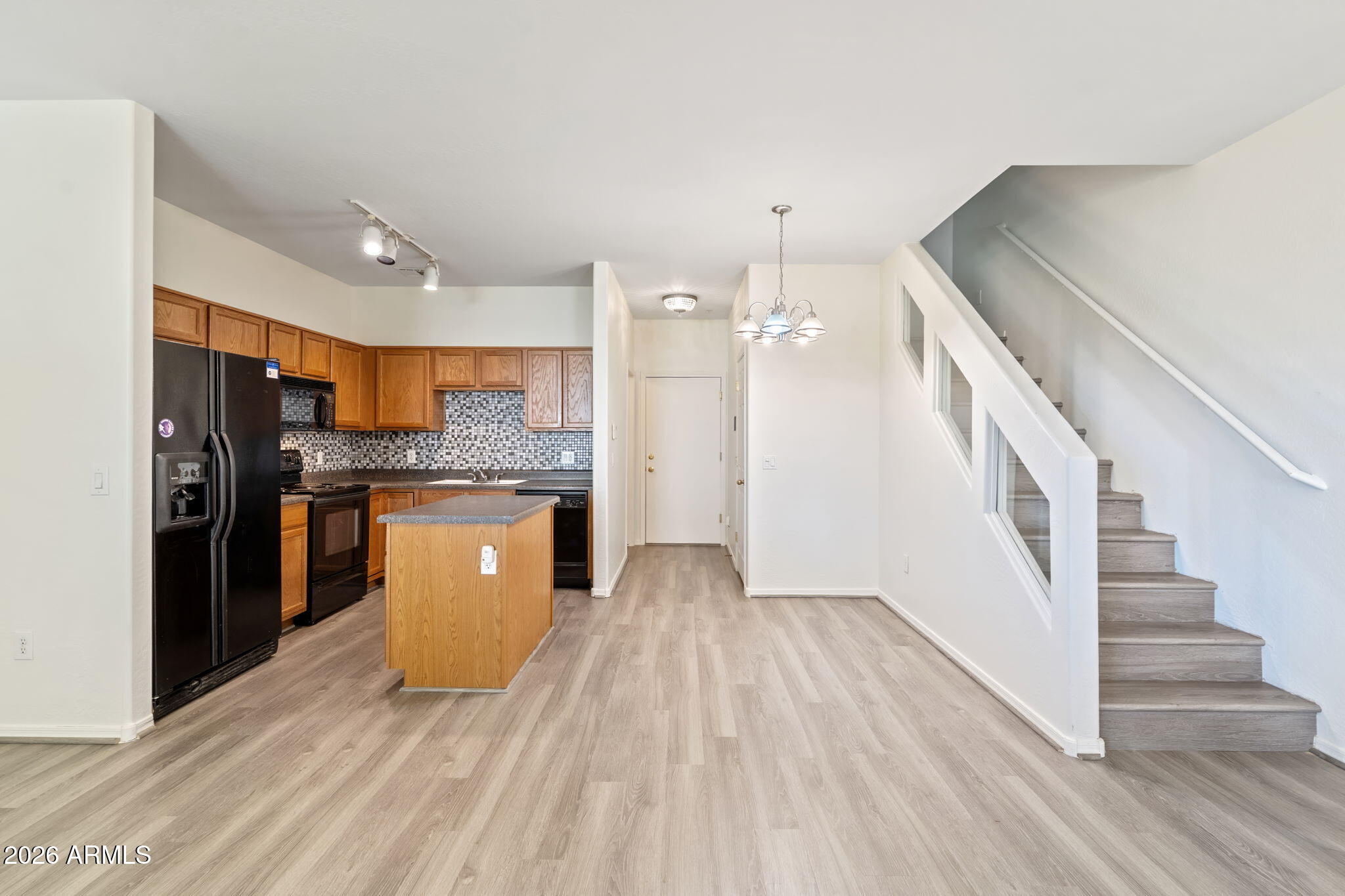 1718 W COLTER Street 126