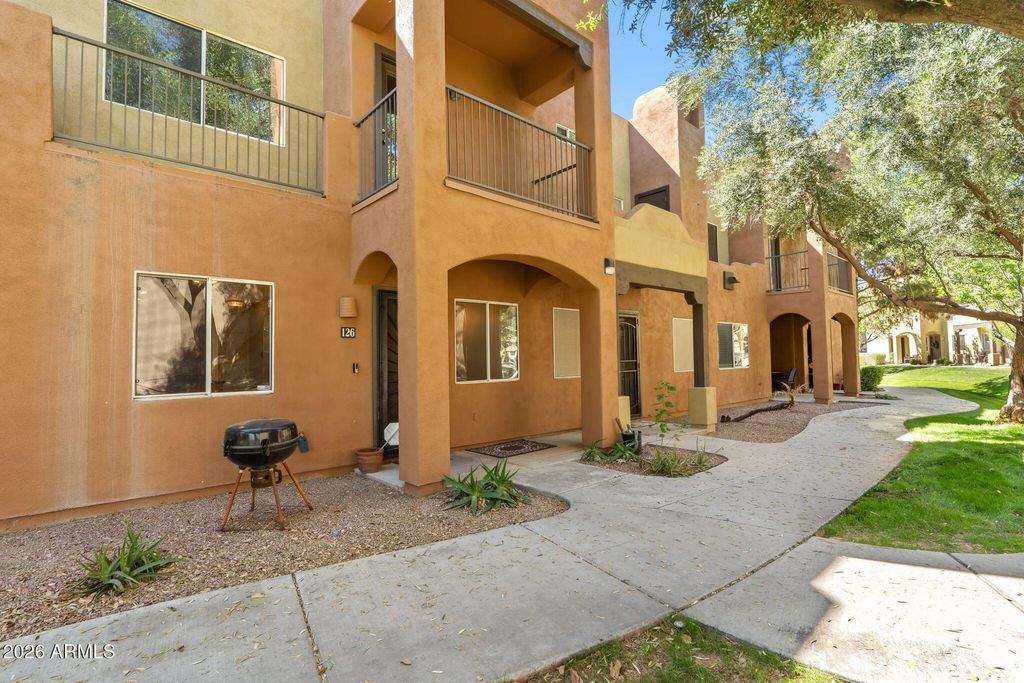Photo of 1718 W Colter Street #126, Phoenix, AZ 85015 (MLS # 6998814)