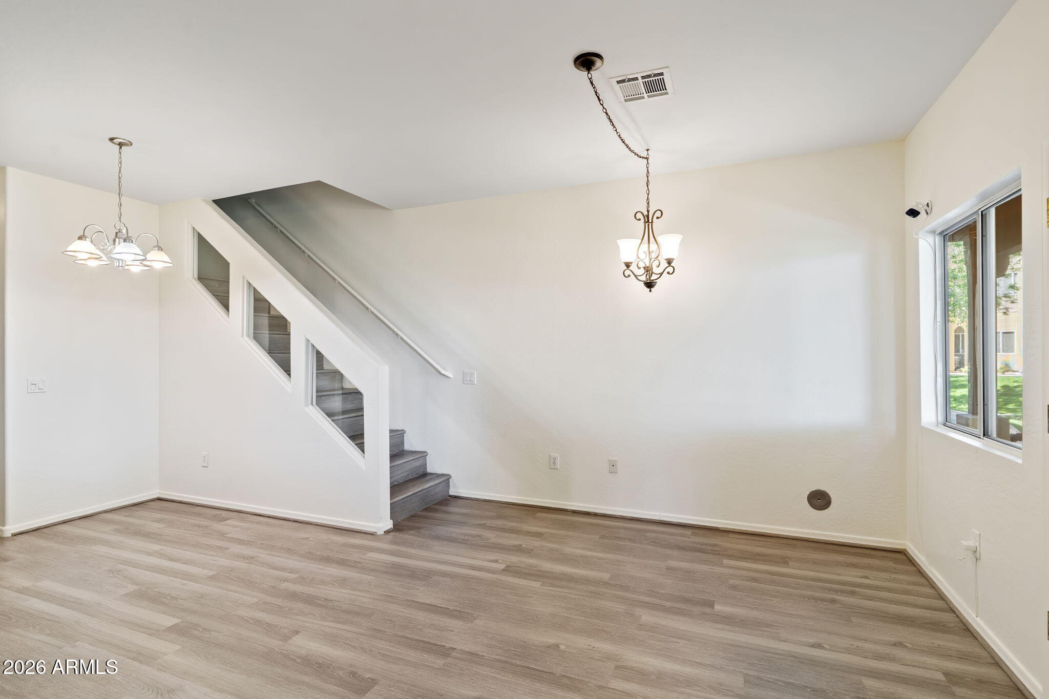 1718 W COLTER Street 126