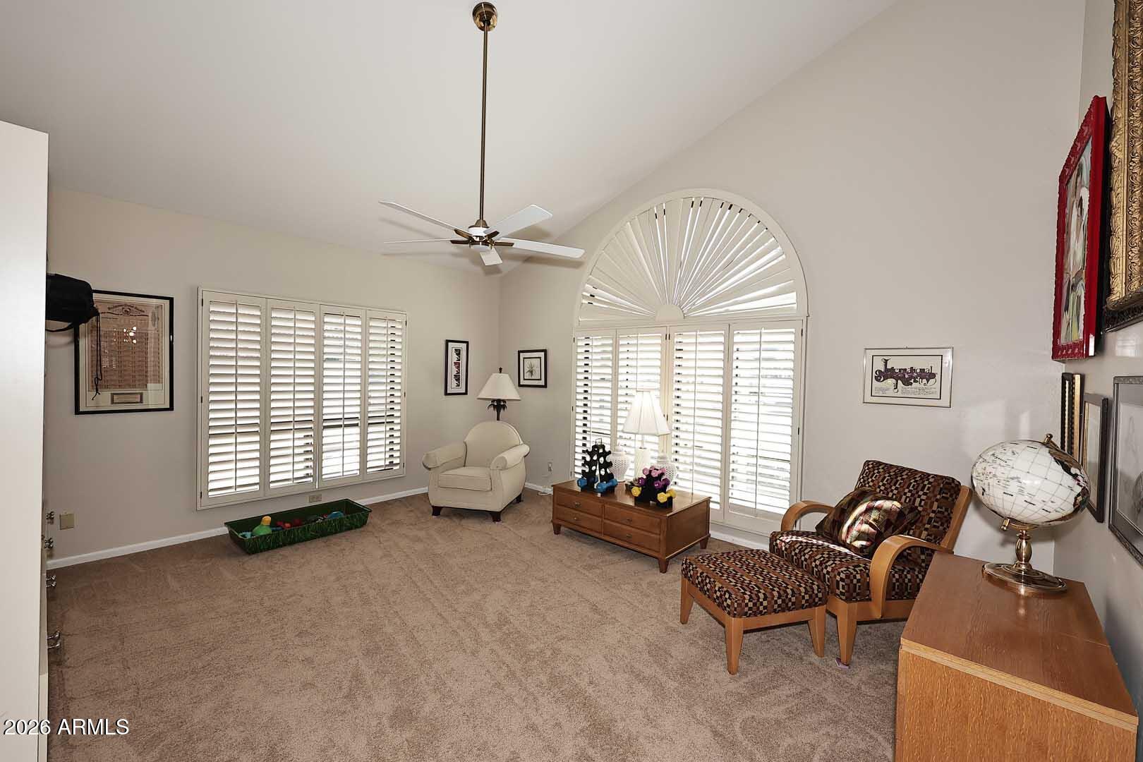 5402 E SHAW BUTTE Drive