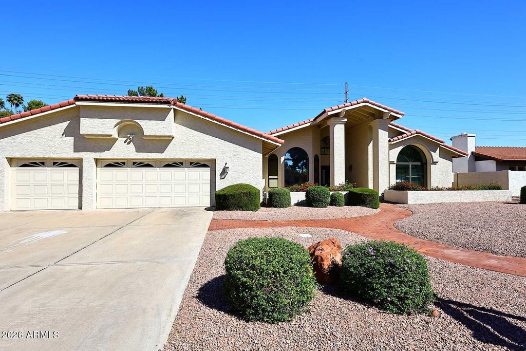 Photo of 5402 E Shaw Butte Drive N, Scottsdale, AZ 85254 (MLS # 7002271)