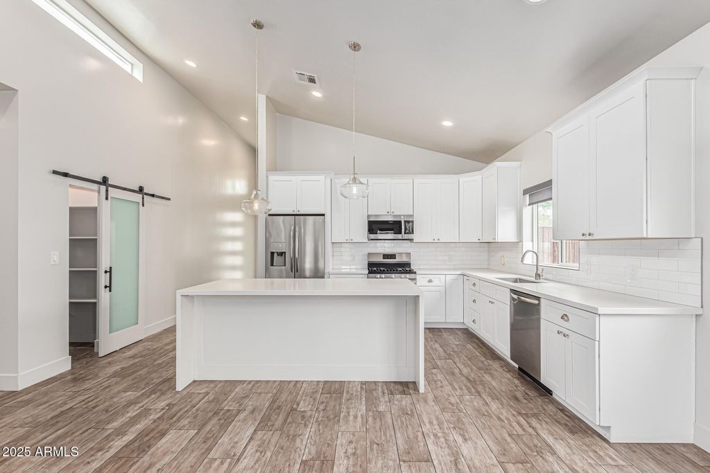 Photo of 1005 E Weldon Avenue, Phoenix, AZ 85014 (MLS # 6935352)