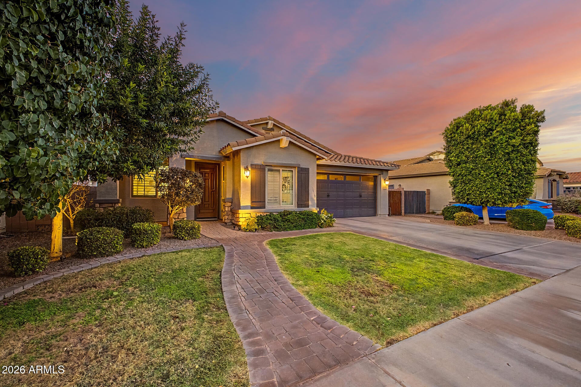 2526 E TONTO Drive