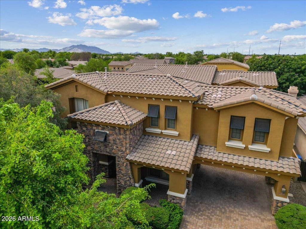 Photo of 4053 E Thunderheart Court, Gilbert, AZ 85297 (MLS # 7024855)