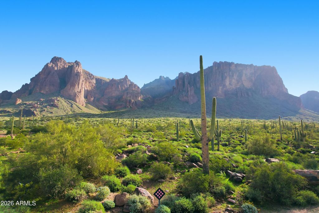 Photo of 62 E Reavis Street #-, Apache Junction, AZ 85119 (MLS # 6971915)