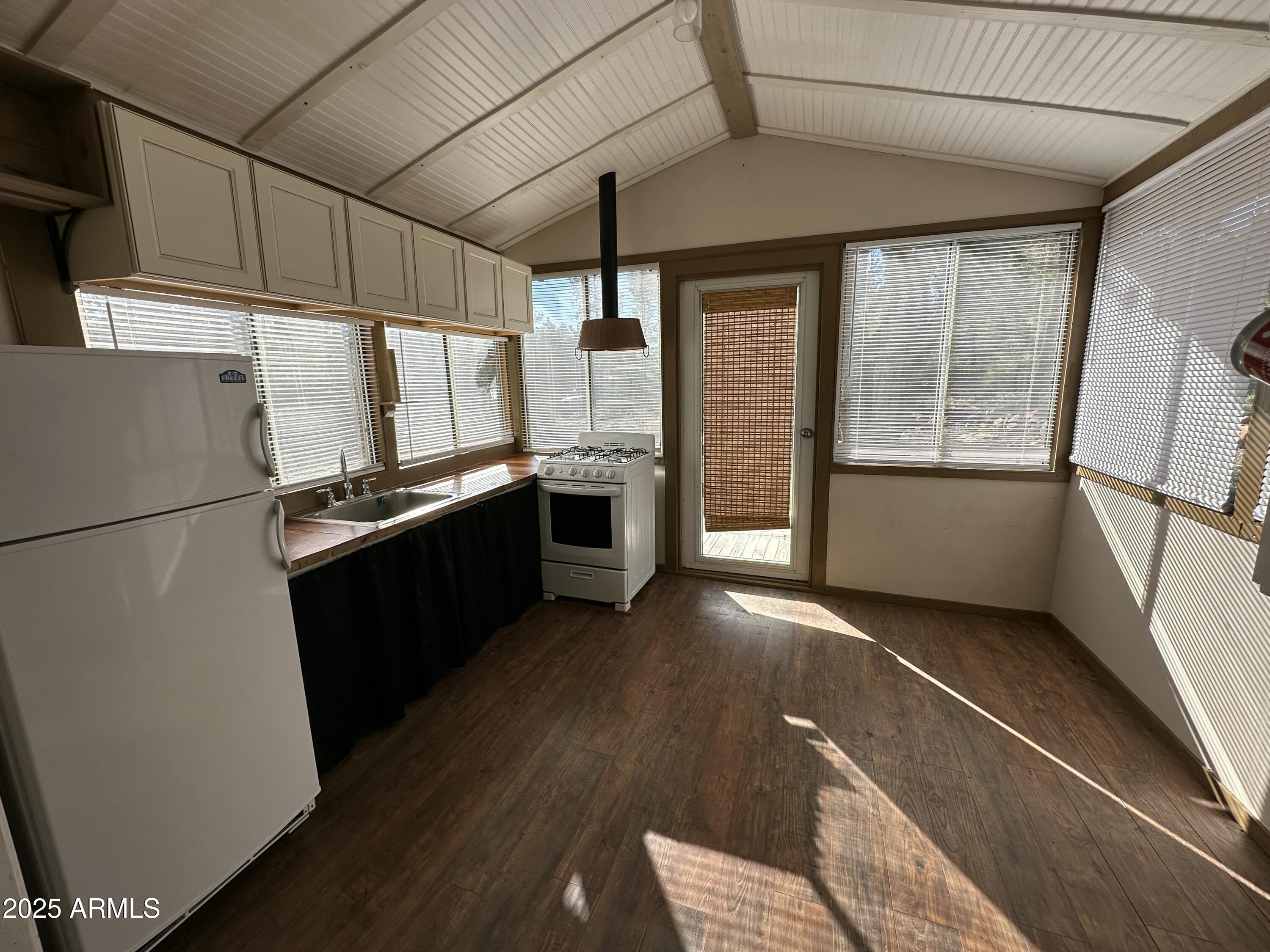 1082 TIMBER RANCH Road