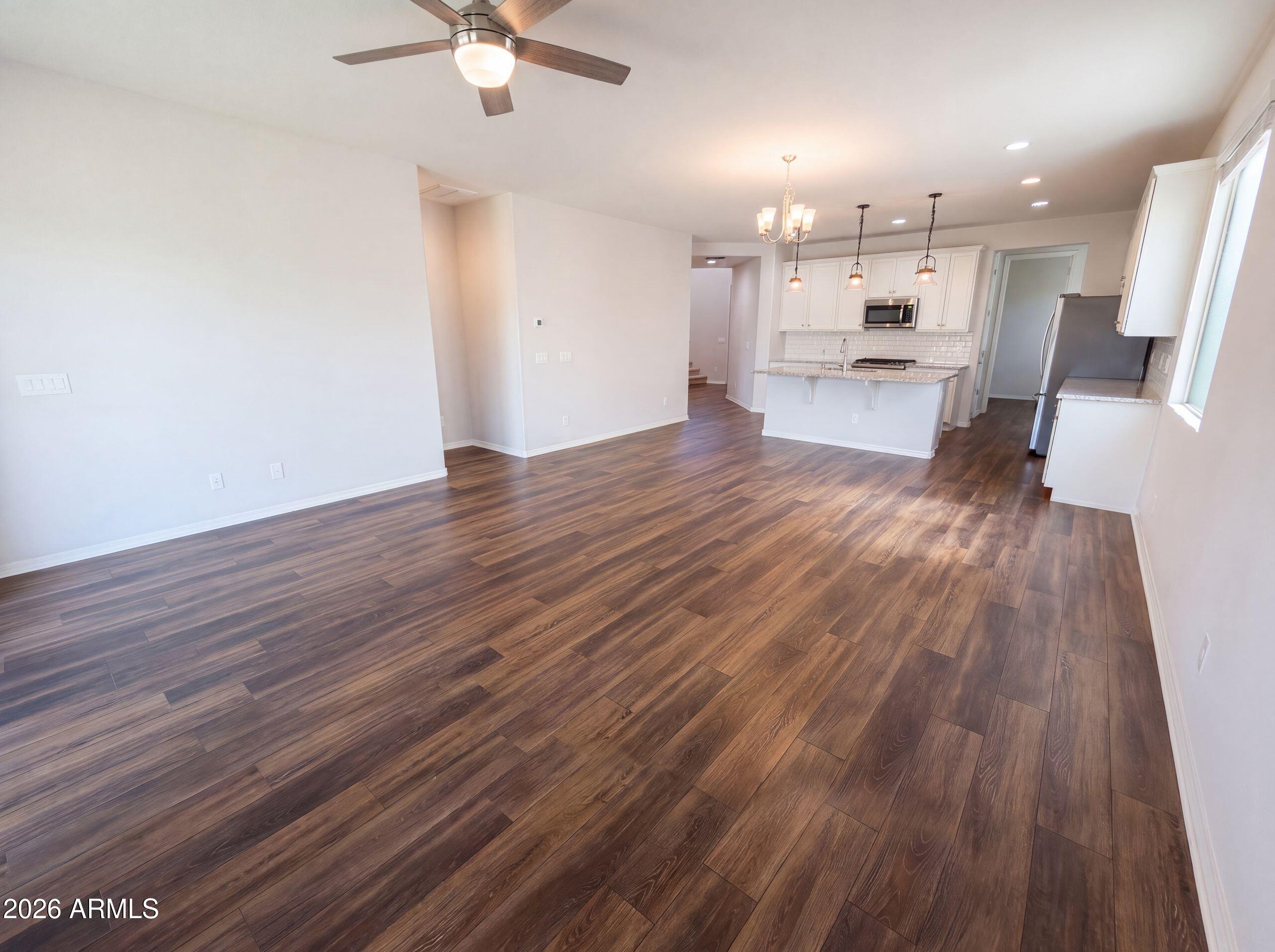10066 W CASHMAN Drive