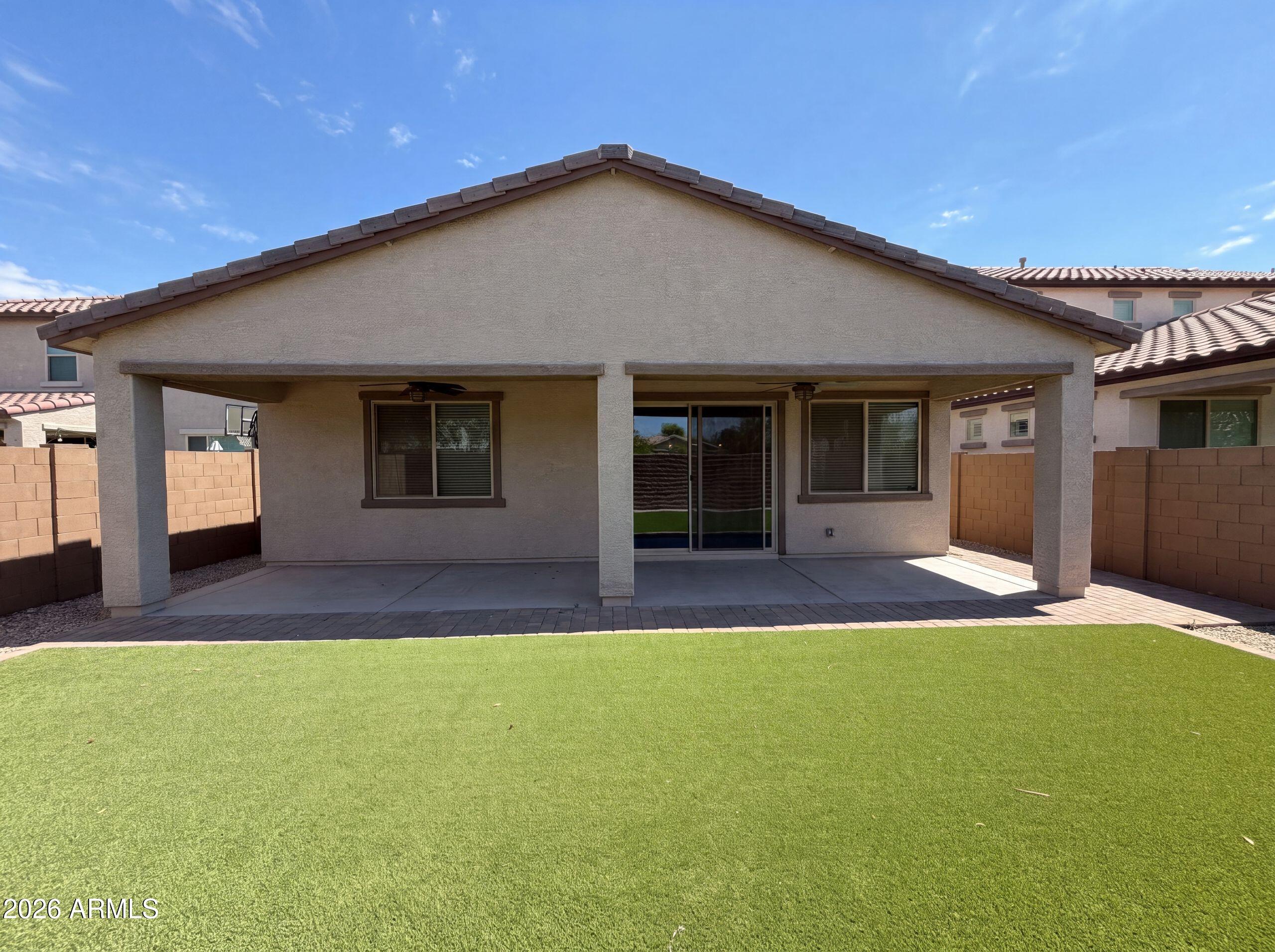 10066 W CASHMAN Drive