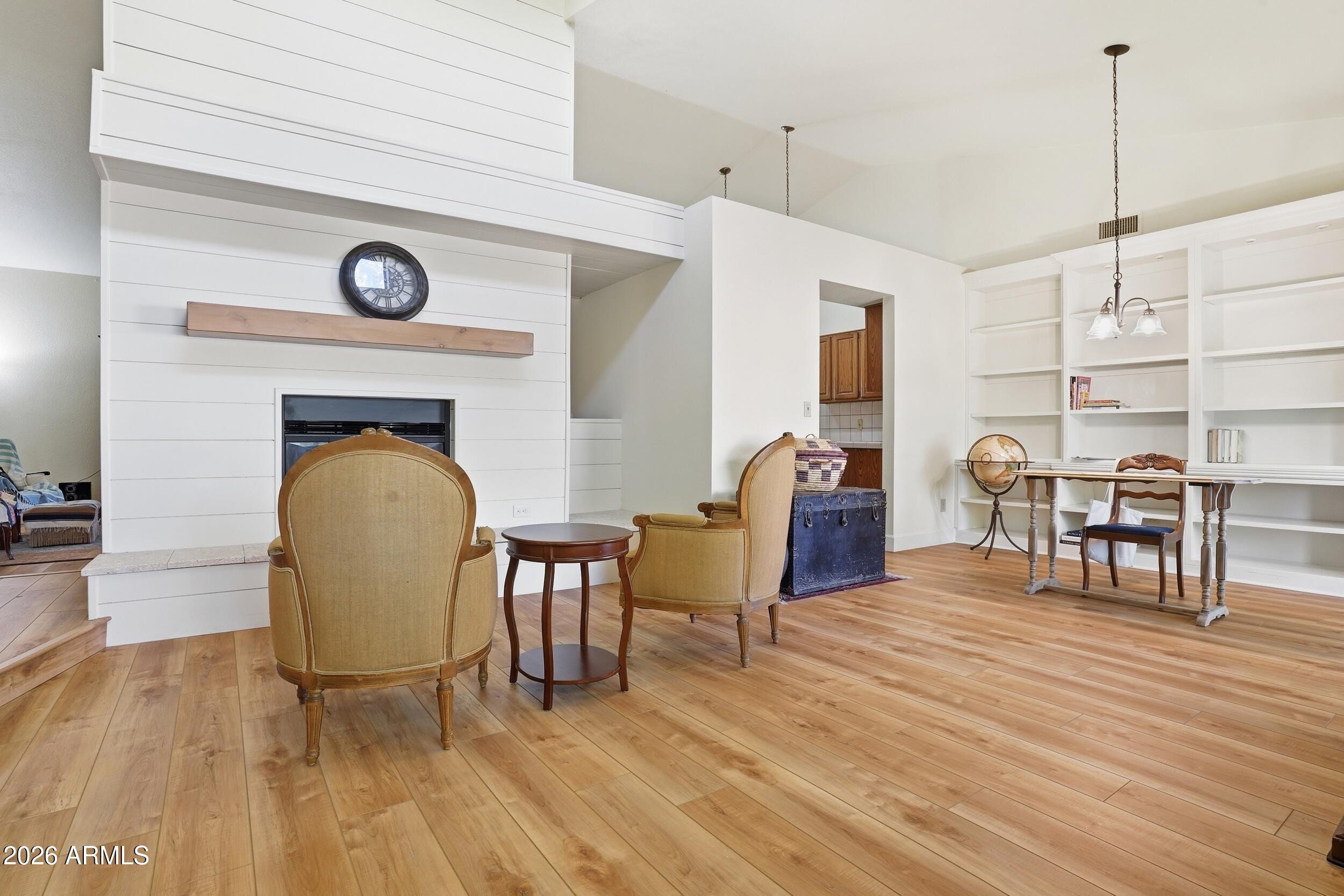 2641 E ELMWOOD Street