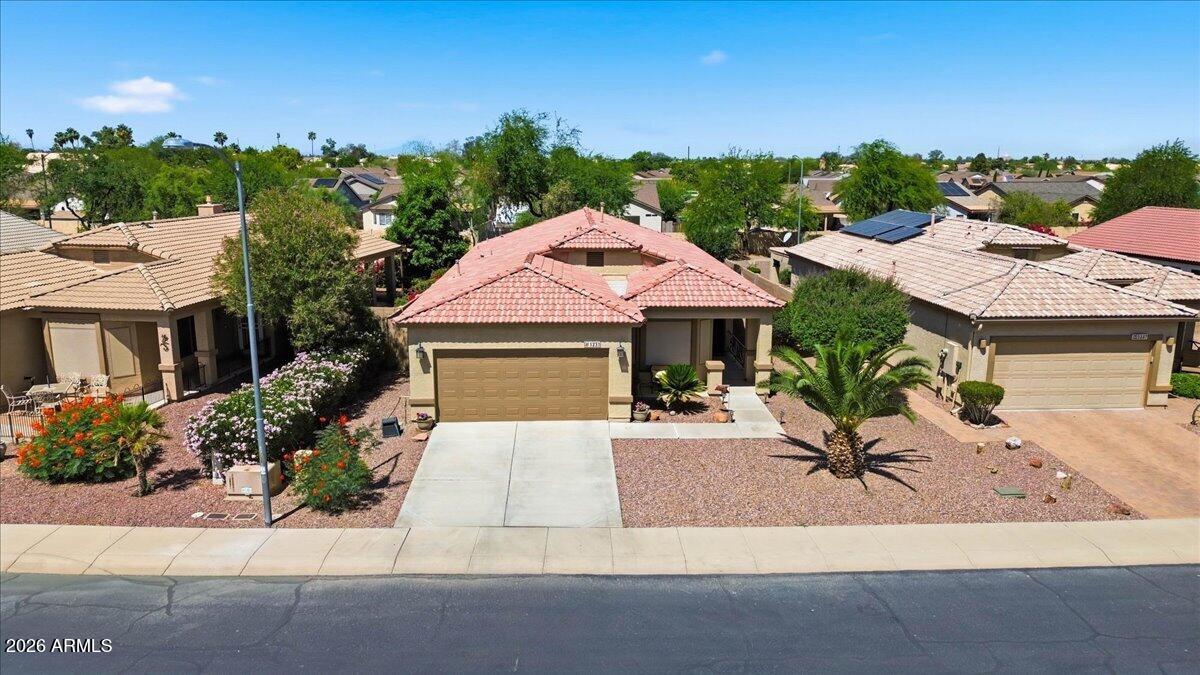 1231 N LANTANA Place