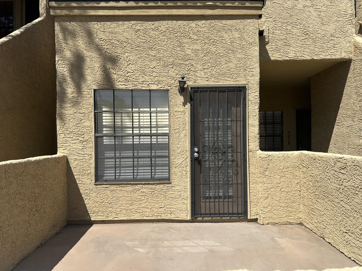 1126 W Elliot Road 1038